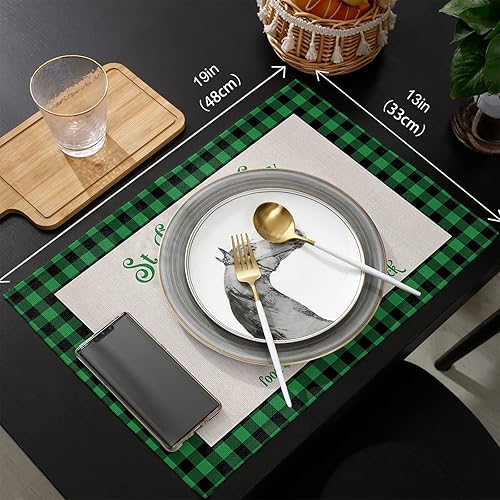 Vista 397 de Juego de 6 manteles individuales rojos para el día de San Valentín, diseño de corazón de San Valentín, resistentes al calor, lavables, manteles