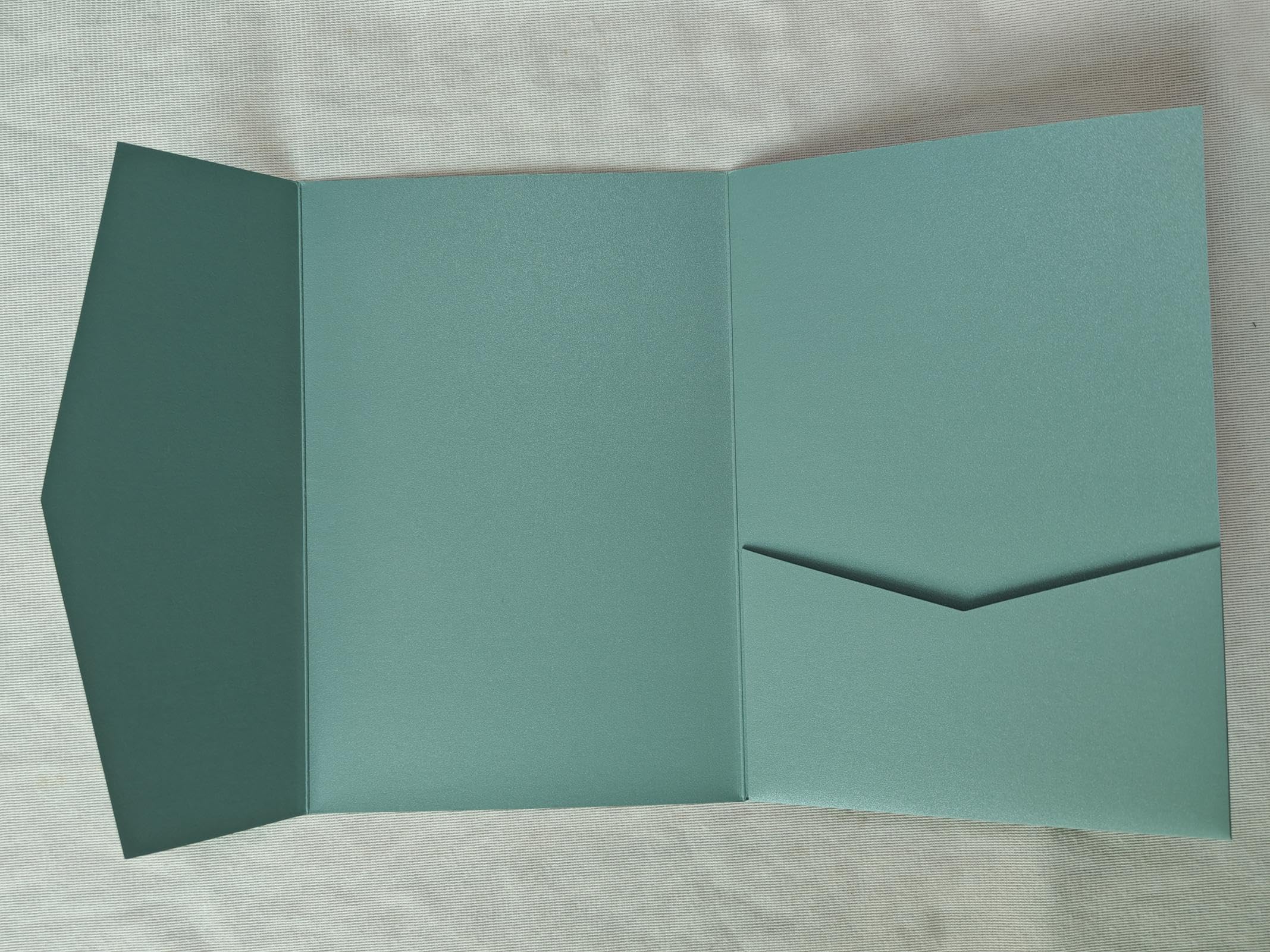 25 Stück Staubblaue A7 Taschen-Einladungen (13 x 18 cm), dreifach gefaltete Hochzeitseinladungskarten für 12,7 x 17,8 cm Einladungen, Hochzeit, Brautparty, Verlobung, Geburtstag, Sweet 16
