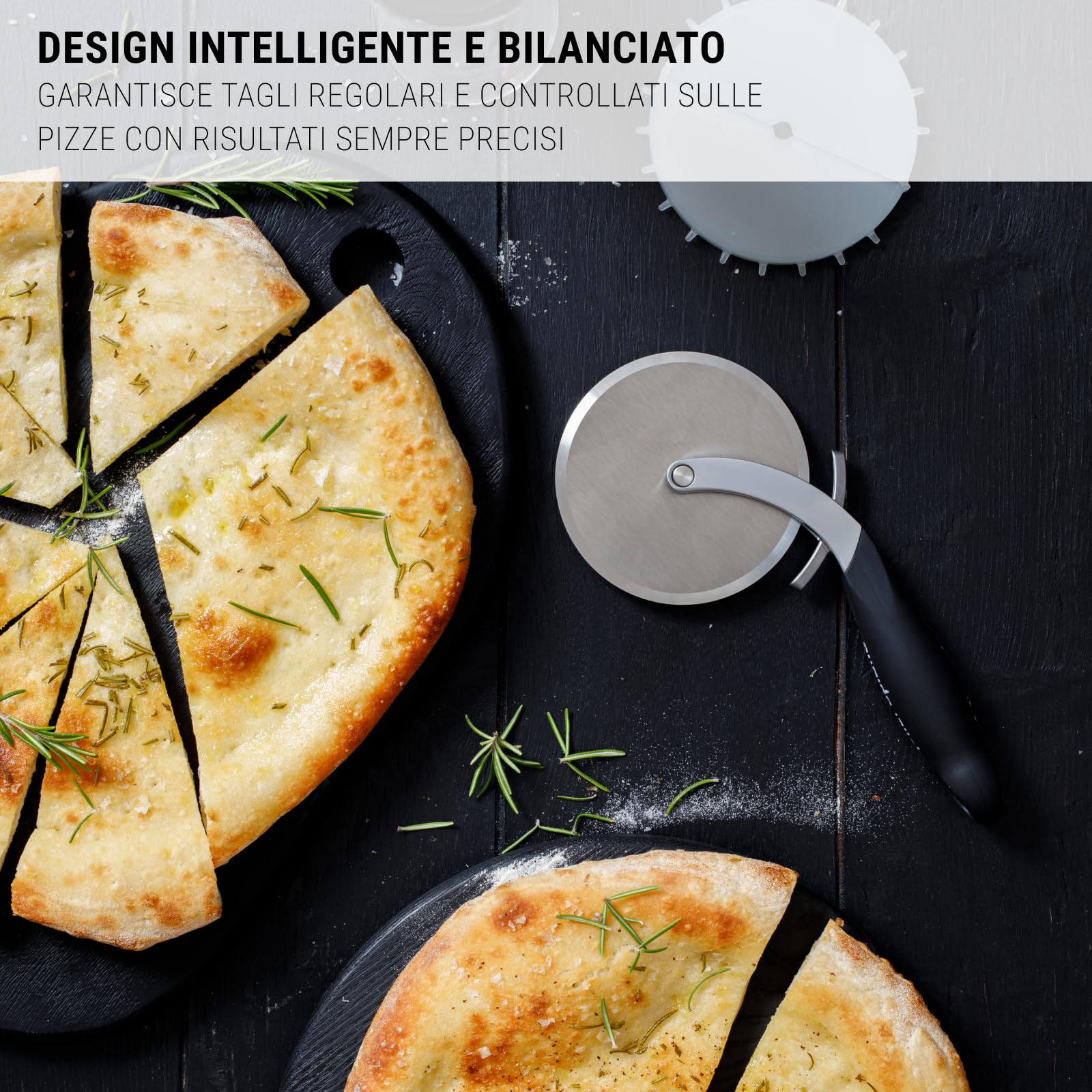 Microplane Tagliapizza Professionale XL Inox con Manico Antiscivolo e Copri‑lama | Lama extra‑affilata doppio‑smusso |Professional Pizza Wheel | Per pizza, quiche, focaccia | Lavabile lavastoviglie