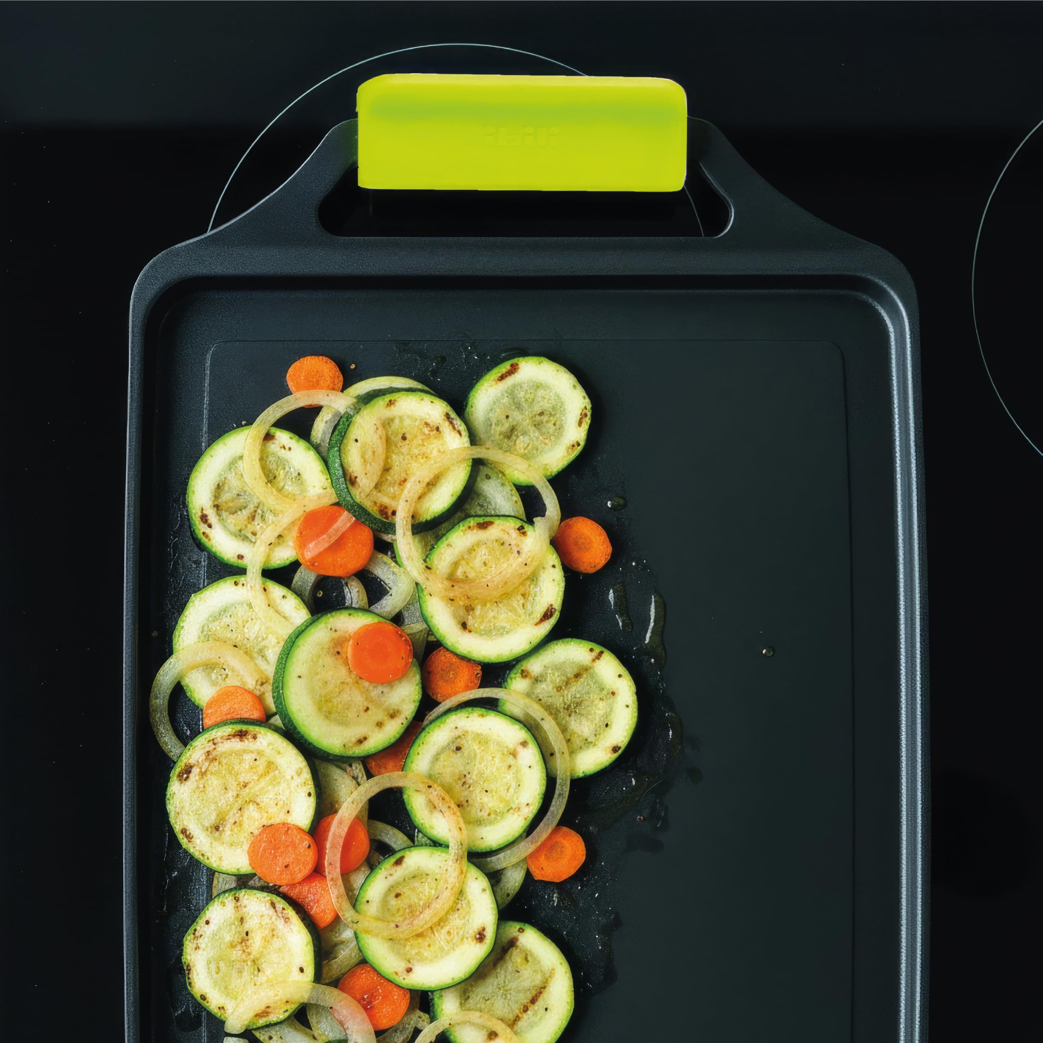 IBILI, Grill piastra New Essential, 27 x 24 cm, alluminio fuso, antiaderente, adatta ai piani a induzione.