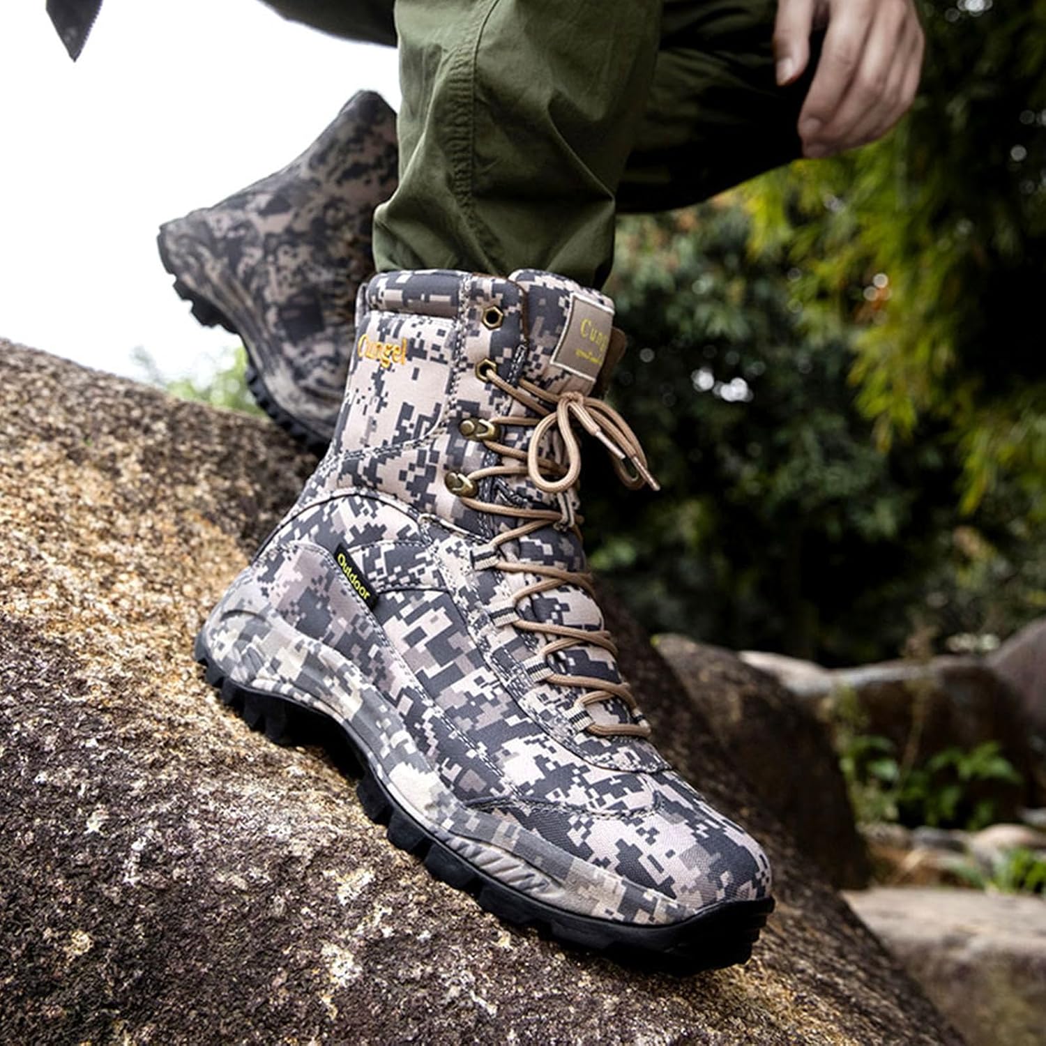 Camo Hiking Boots for Men Waterproof Slip-Resistant Durable Breathable Hunting Boots for Men Perfect for Outdoor Activities Mens Hunting Shoes Heavy Duty Camouflage Boots