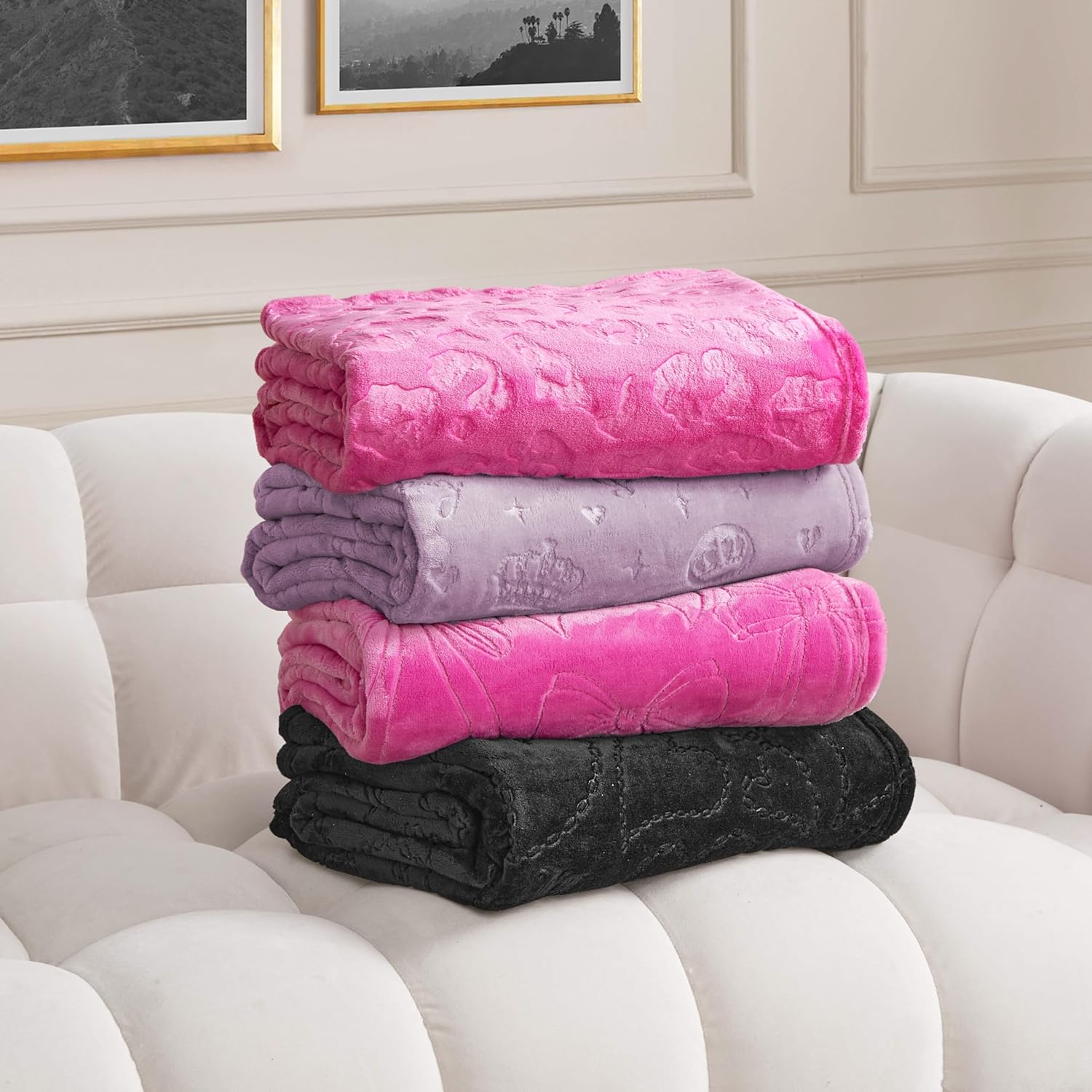 Juicy Couture Embossed Plush 60"x70" Oversized Throw - Image 6