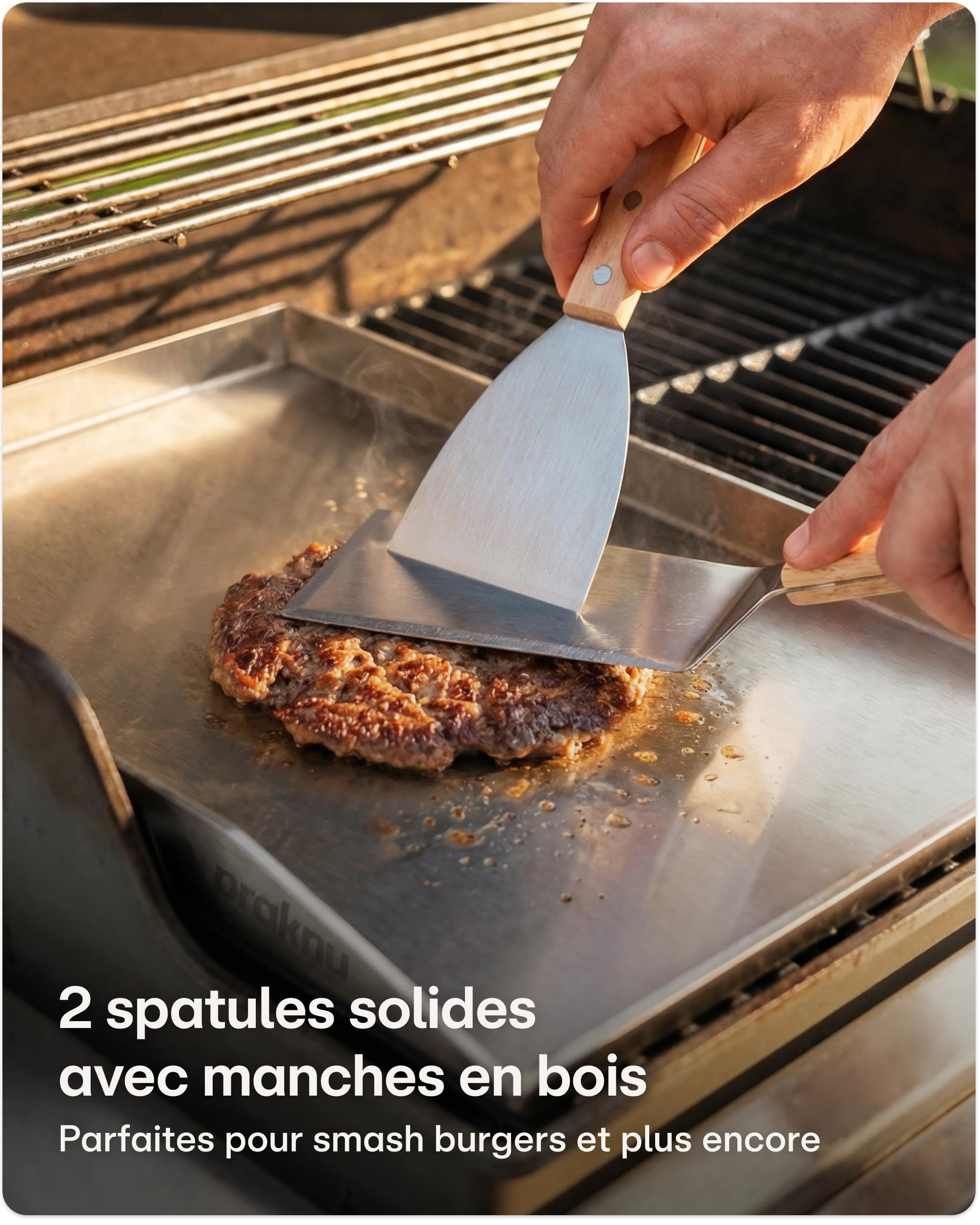 Praknu Plaque Plancha Barbecue Gaz (30x40 cm) – Avec Évacuation de Graisse – 2 Spatules Incluses – Plaque pour Barbecue Gaz & Charbon – Plancha Acier Facile à Nettoyer
