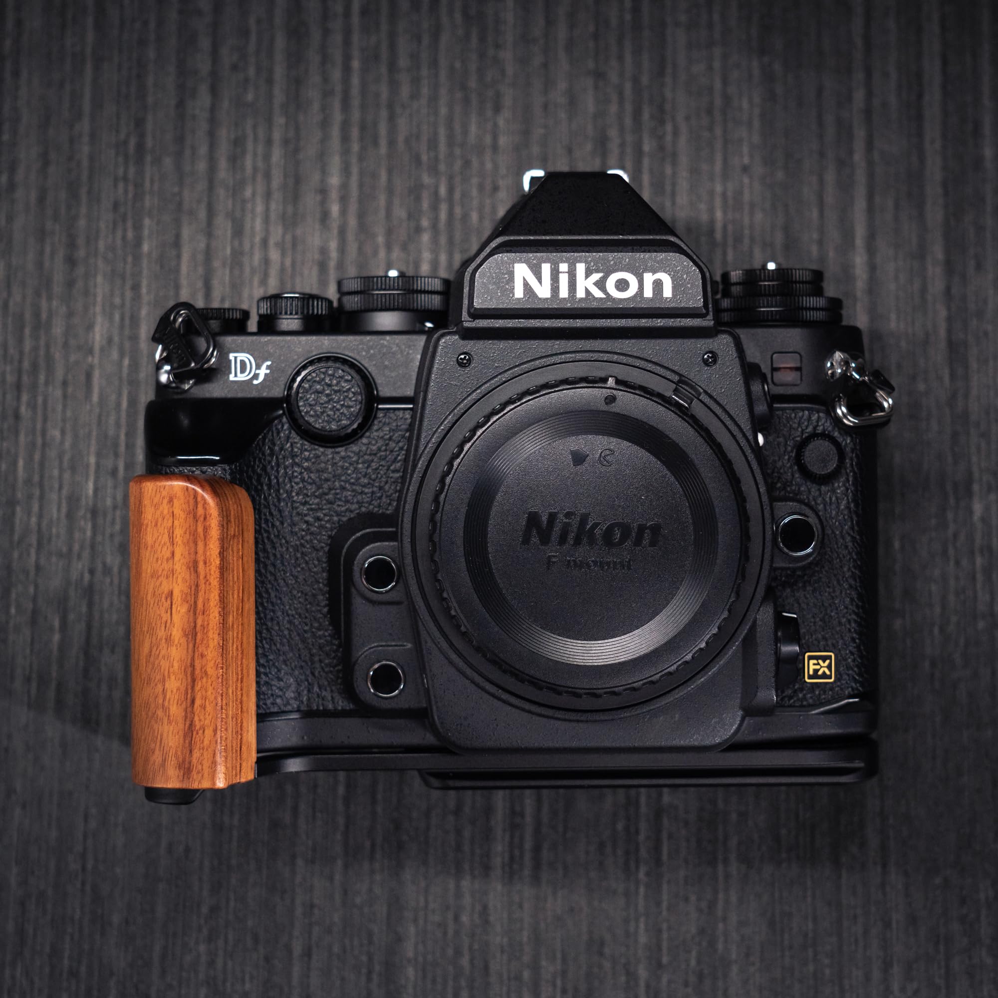 新品 Nikon ニコン DF df 用 ハンドグリップ Nikon Df Handgrip - Luxurious Wooden Grip YW Edition
