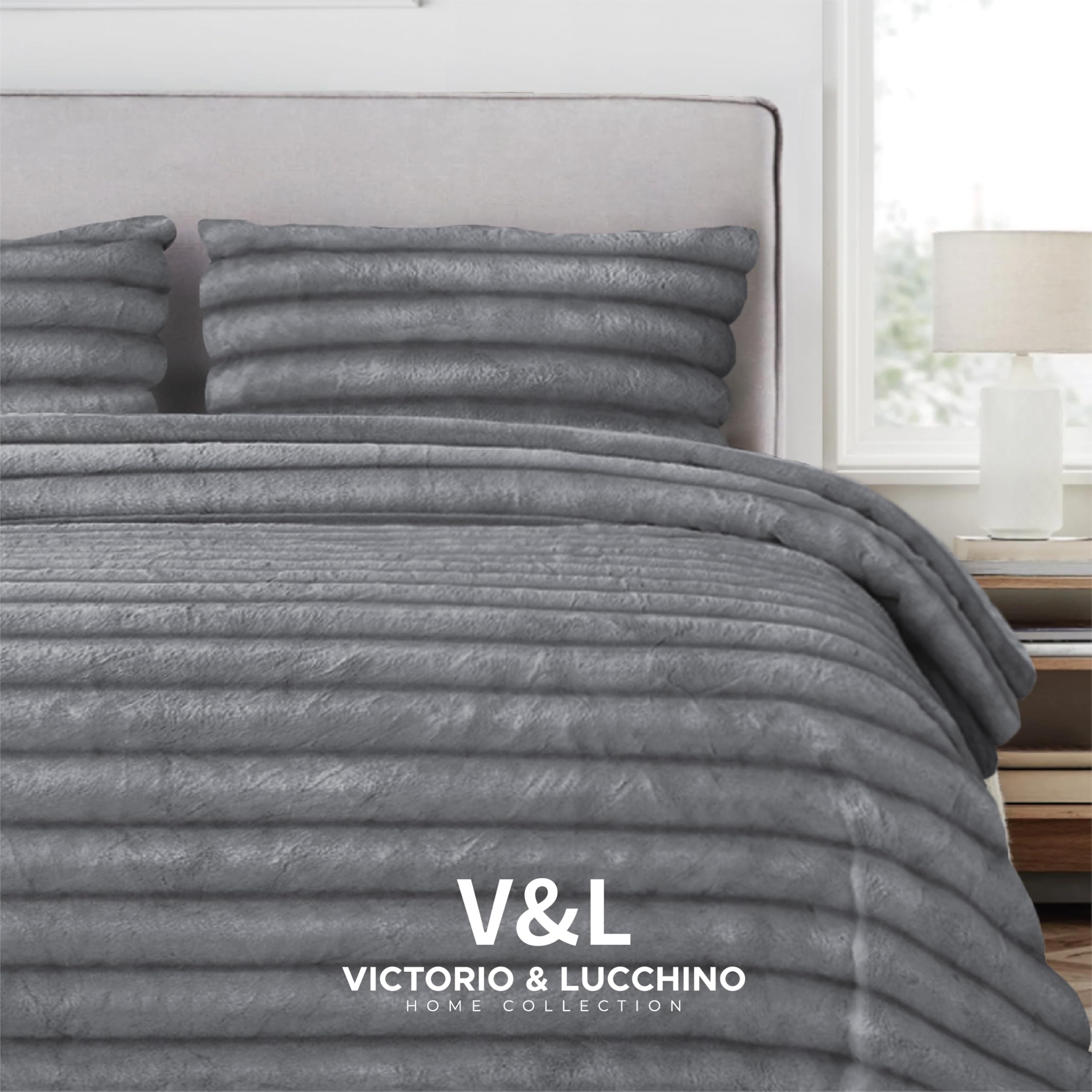 V&L Edredón Comforter Piel de Conejo Imitación con Diseño de Ondas y Reverso de Sedalina – 800 g/m² Relleno Fibra – Súper Suave y Cálido – Incluye Funda(s) de Cojín - 80723-GRIS-90