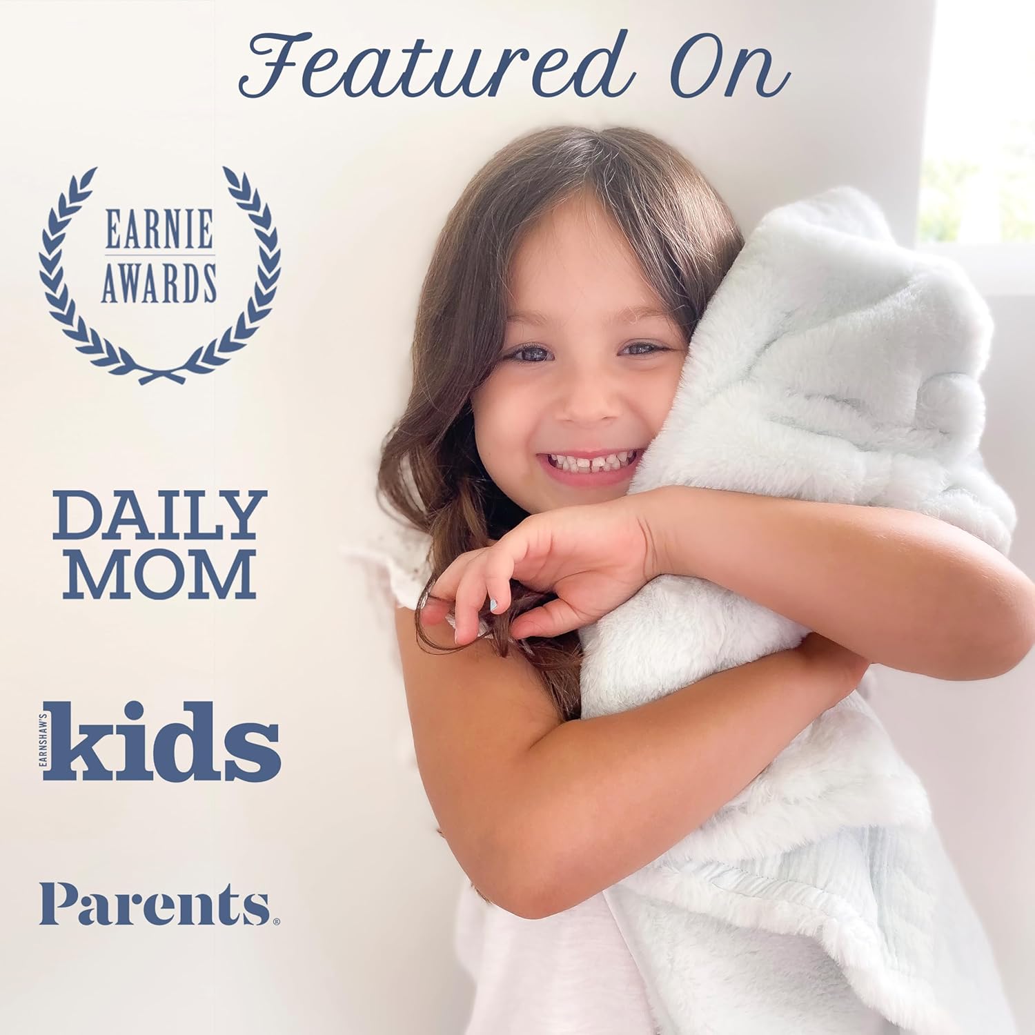 MON AMI Charmante Luxe Faux Fur Baby Blanket - Blue| 29-Inch x 35-Inch Soft & Cozy Blanket for Babies | Lined with Breathable Cotton Muslin for Year-Round Comfort
