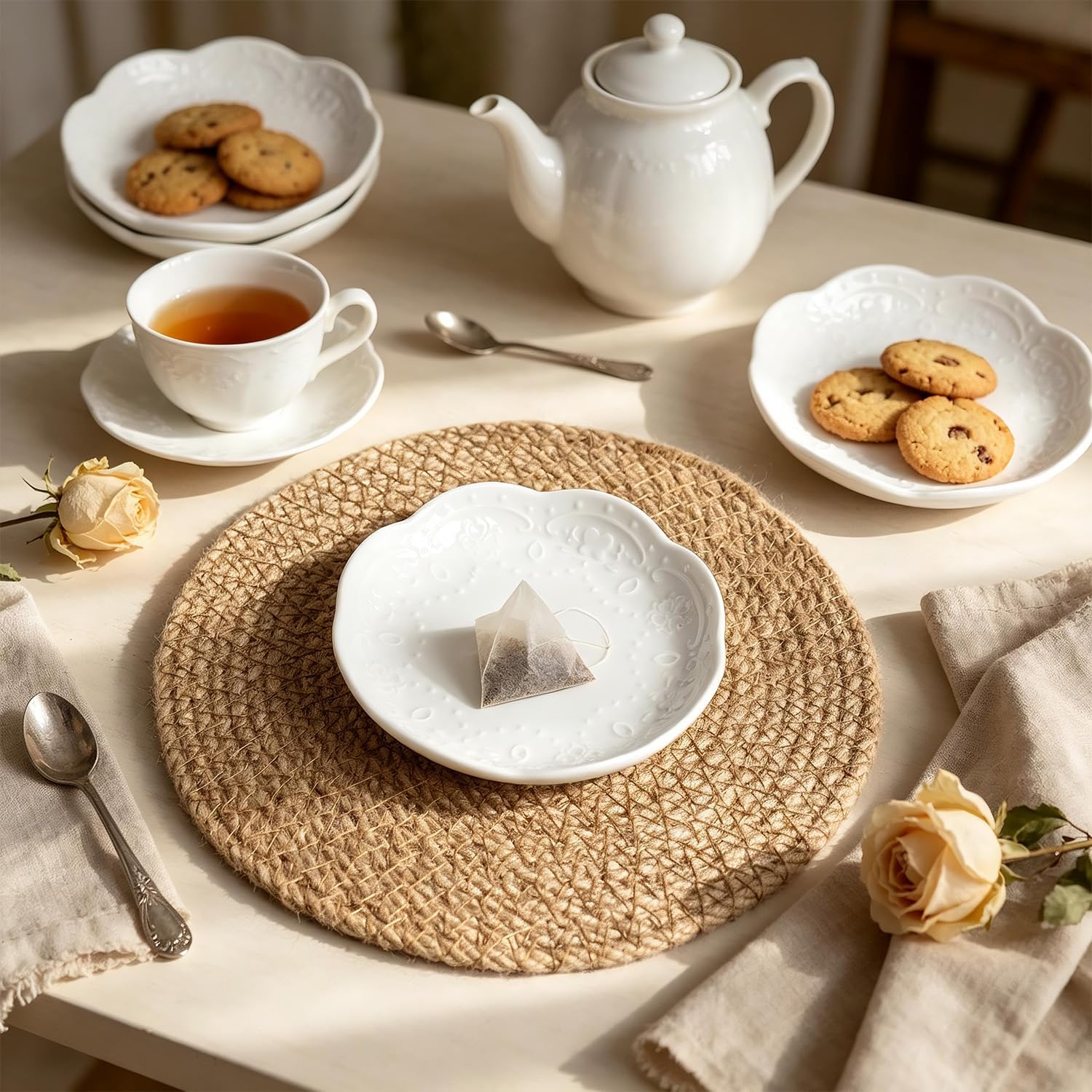 Sizikato 4pcs White Porcelain Appetizer Plate, 3.5-Inch Sauce Plate, Lace Embossed