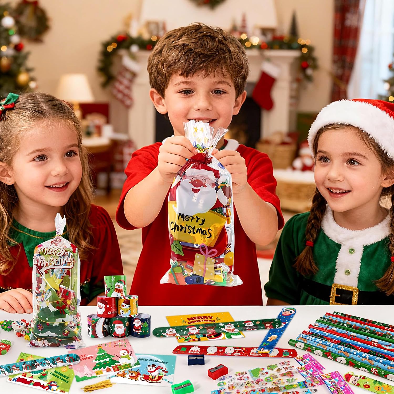 クリスマスパーティー記念品 まとめ買い 男の子 女の子 クリスマス文具セット 教室 ギフト 【ミニフォームボール】 景品 まとめ買い