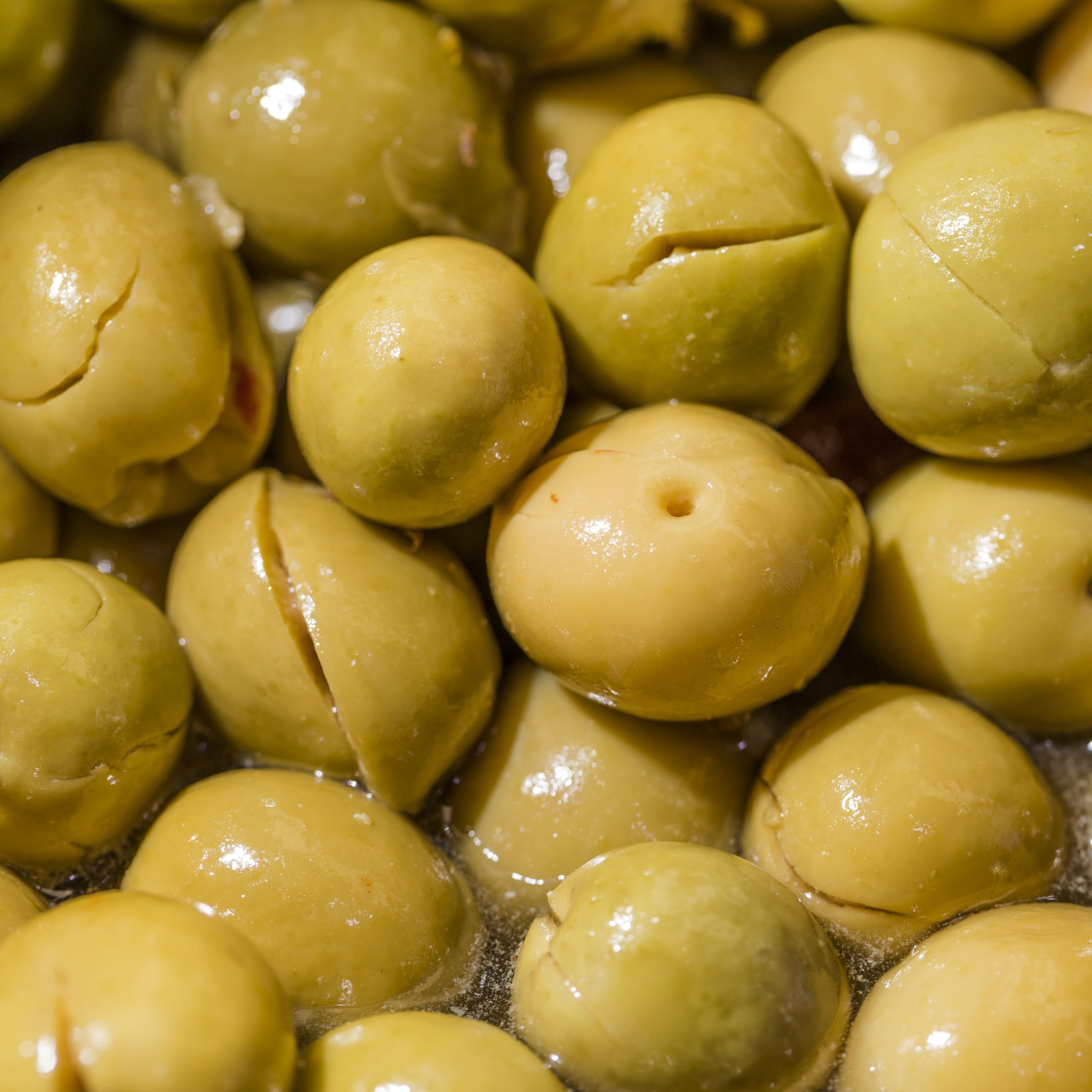 Aceitunas CHUPADEOS LA FLOR DE MÁLAGA | Bote PET 2'5 KG (2.22 KG ESC) | LA FLOR DE MALAGA