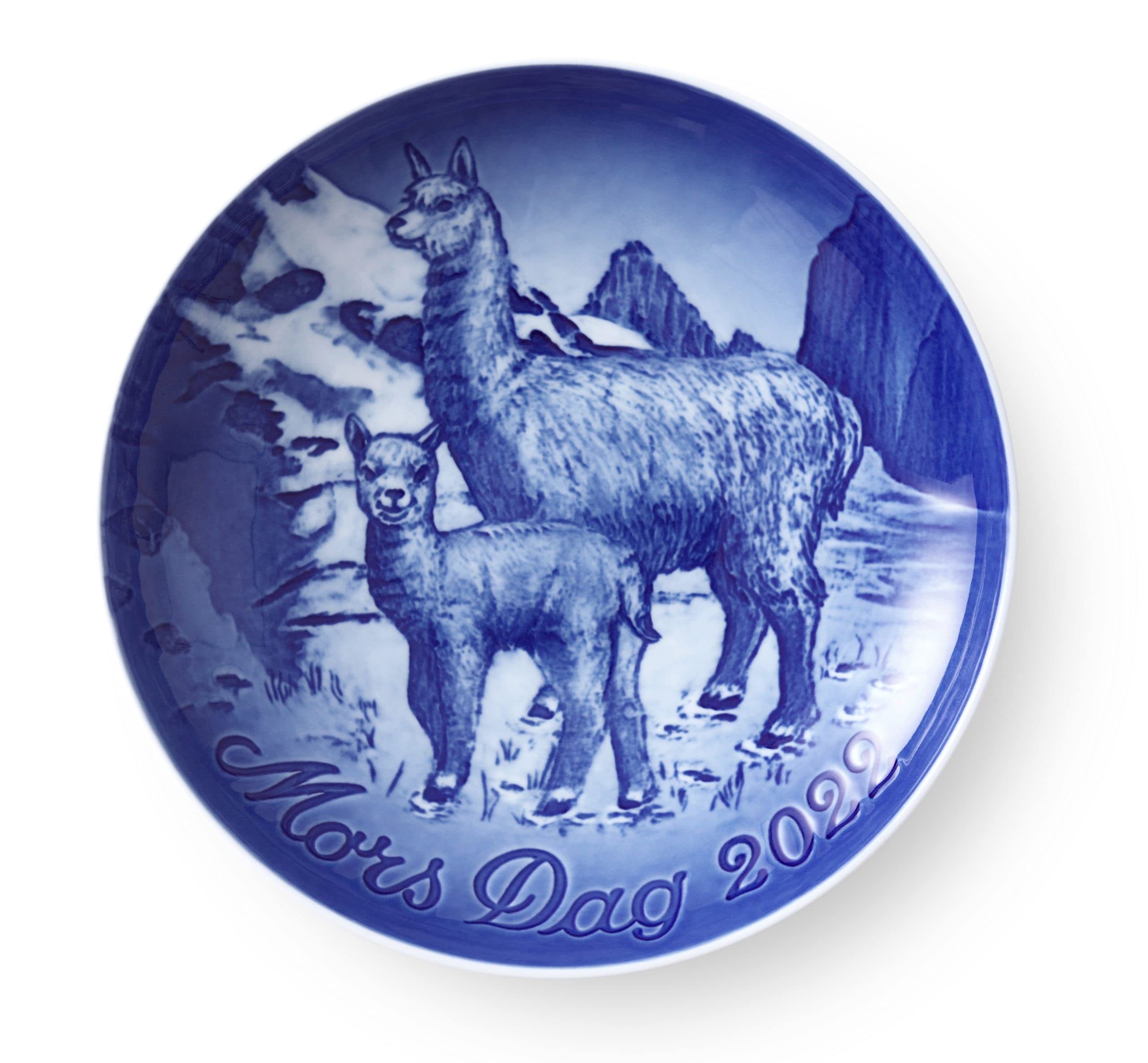 Royal CopenhagenB&G 2022 Mother's Day Plate 5.75"