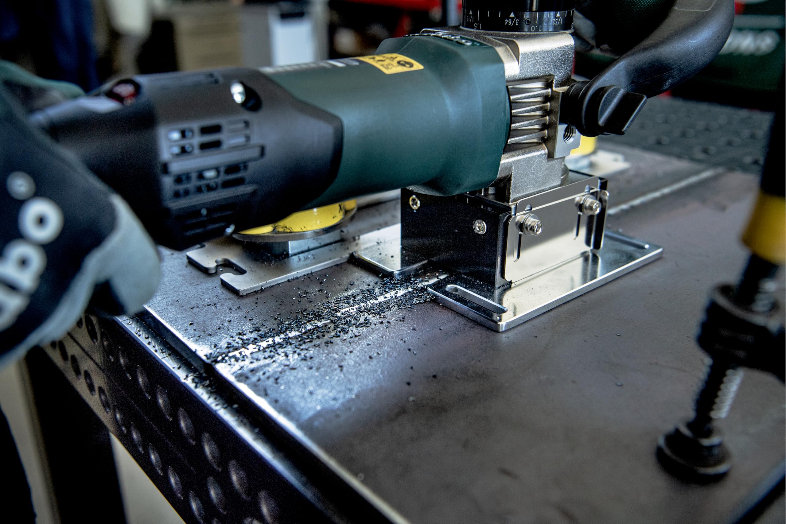 metabo Metall-Planfräse PFM 17, Schweißraupen-Entferner mit VTC-Elektronik