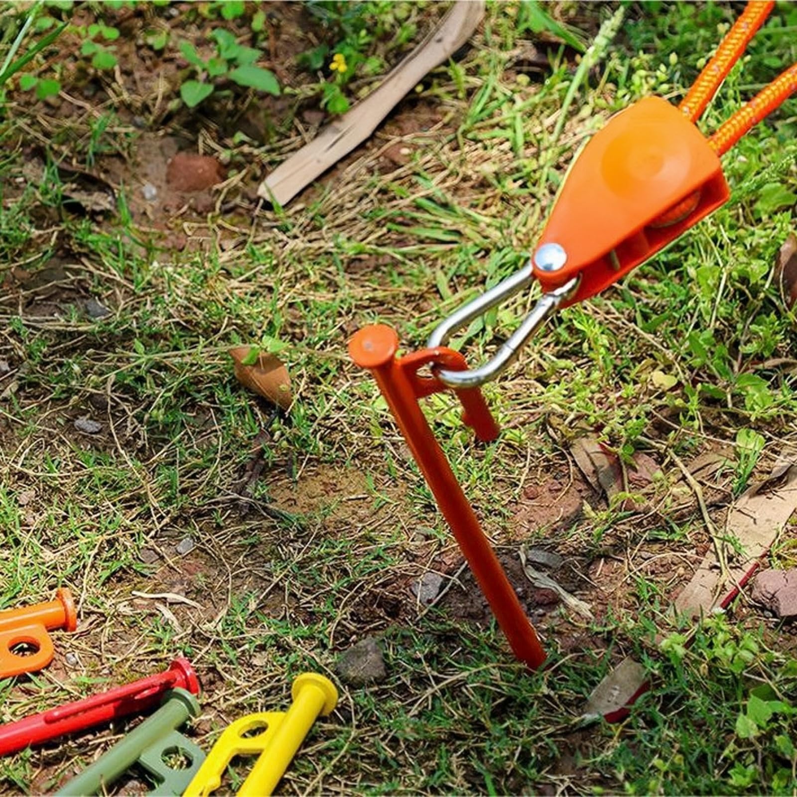 Picchetti Tenda 4 Pezzi di Chiodi da Campeggio for Esterni, ispessiti e allungati, Antivento, fissi, for Tenda da Spiaggia, Grandi, da Campeggio, in Acciaio(Yellow 40 cm)