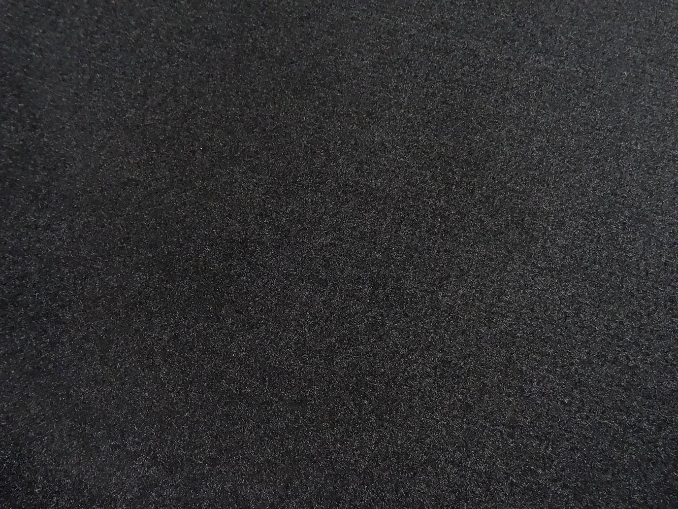 Meterware Autoteppich (Auskleide-Teppich für Fahrzeugboden, Kofferraum, etc) Deluxe schwarz, Zuschnitt (2m breit / 2m lang)