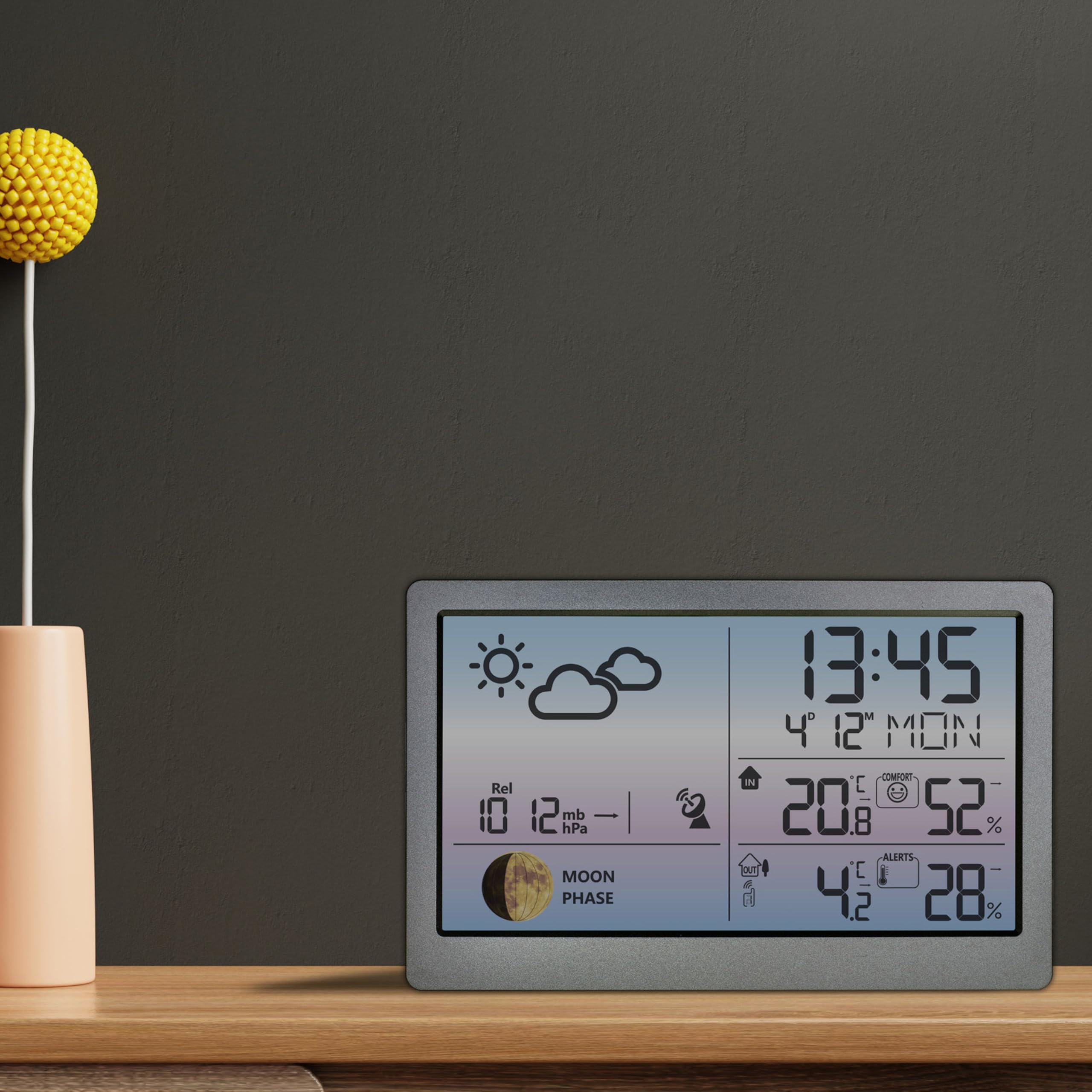 TFA Dostmann stazione meteo digitale con sensore esterno e display a colori LUNA Sky, 35.1169, misuratore di temperatura e umidità, fasi lunari, allarme temperatura esterna, grigio