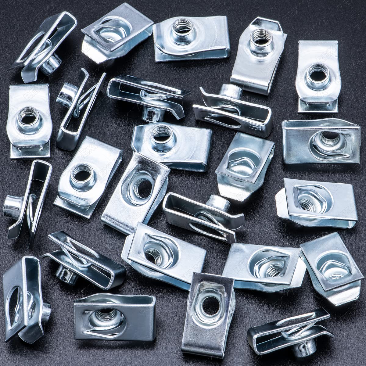 Gm Extruded U Nuts M-6 1.0 Screw Size Oem 11503715 11508241 USA - Foto 6