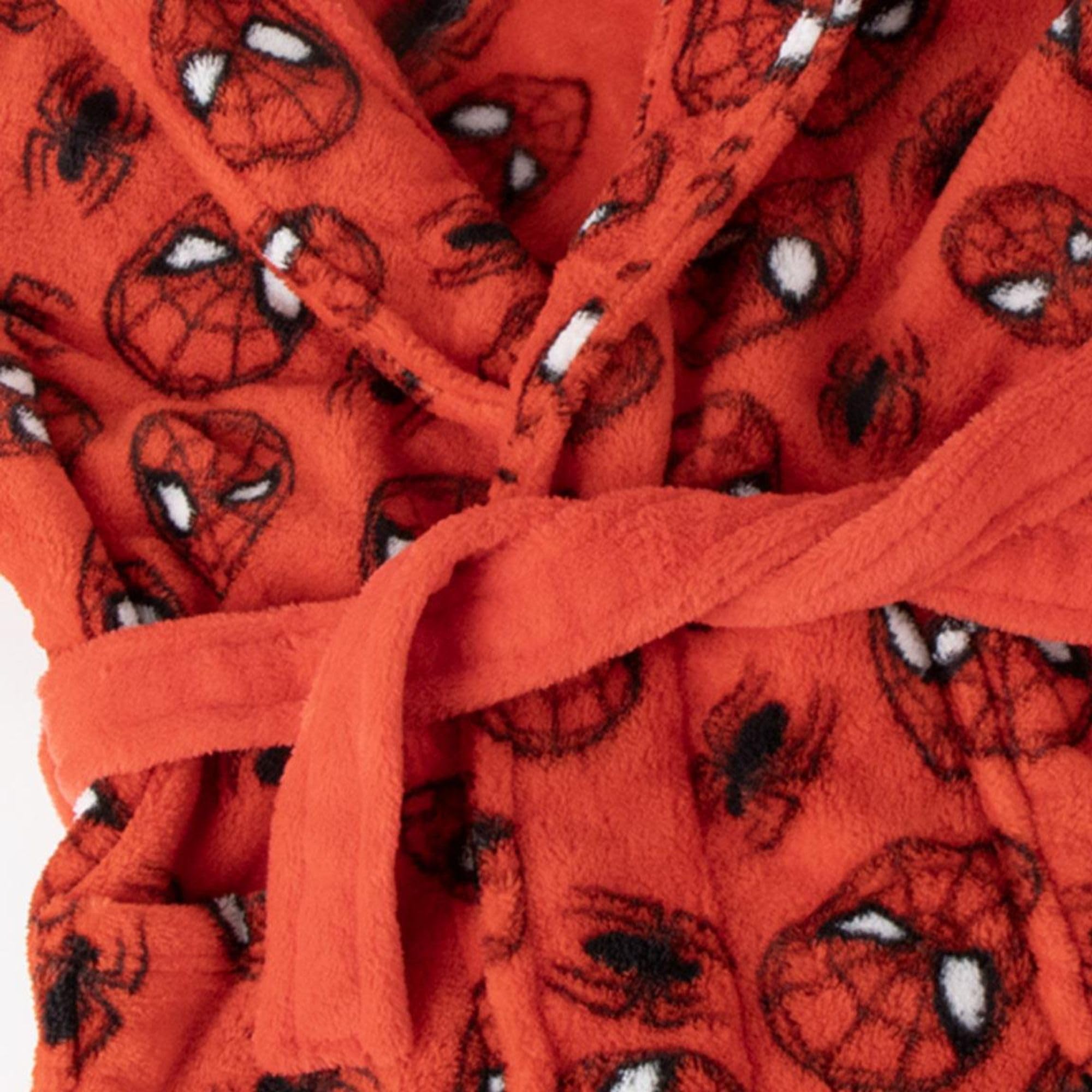 CERDÁ LIFE'S LITTLE MOMENTS Miękki szlafrok z kapturem i paskiem – Szlafrok Spiderman Ciepły i wygodny materiał polarowy, uniseks dla dzieci, Spiderman, 4 lat