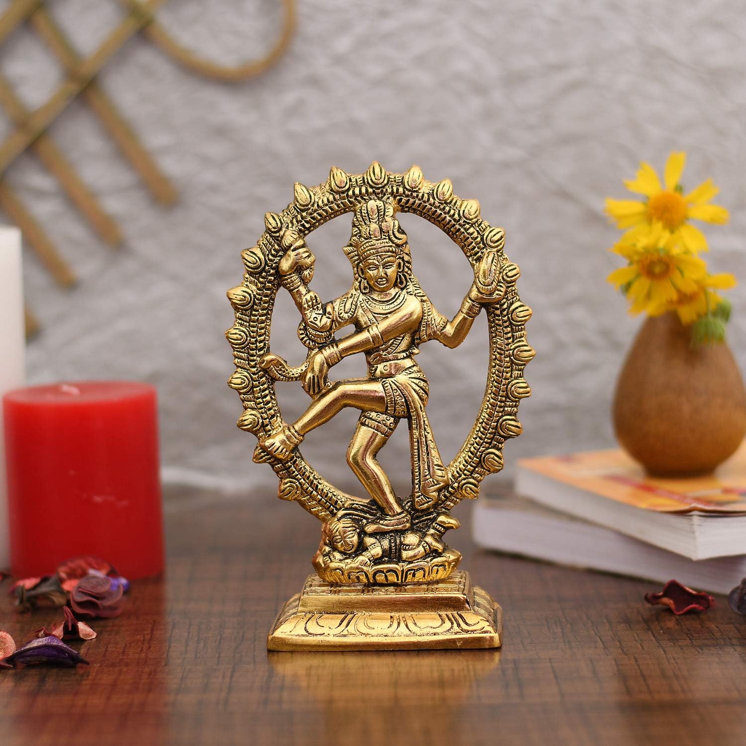 Collectible India Metal Shiva Idol Natraj Statue Statue for Home Decor - Gold Plated Dancing Shiva Natraja/Natrajan Showpiece Figurine Murti Deccoration & Gifts (Size 7 x 3.5 Inch)