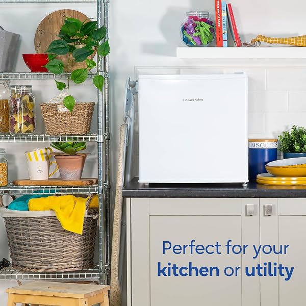 Russell Hobbs Mini Freezer 31 Litre Capacity White Freestanding Table Top Small Freezer with Adjustable Feet, Removable Shelf & Reversible Door RHTTFZ0E1W - 5