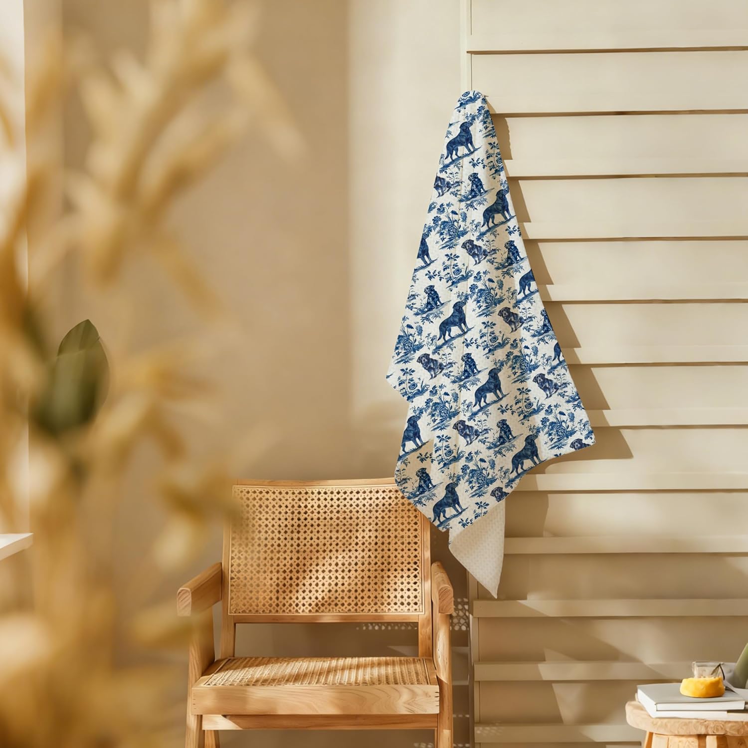 efgthyjdh033 Blue and White Chinoiserie Labrador Retriever Decor Decorative Kitchen Towels, Labrador Retriever Gifts Hand Tea Towels for Bathroom, Toile Floral Lab Dish Towel Dishcloth, 16x24 Inch - Image 6