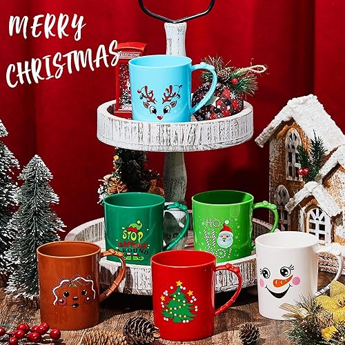 Miniatura 5 de Suclain Juego de 24 tazas de plástico de Navidad de 15 onzas, tazas de café de plástico con asa, taza de Papá Noel para niños, tazas de muñeco de