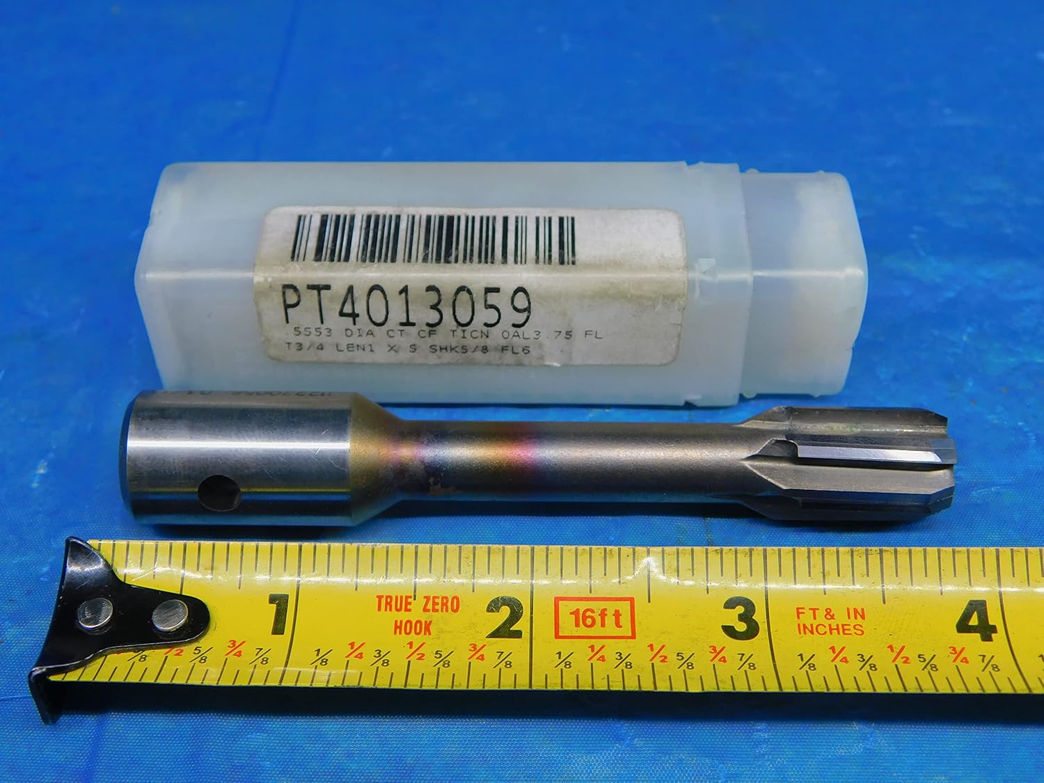 WIDIA .5553" O.D. HSS Carbide Tipped COOLANT Chucking Reamer 5/8 Shank 6 FL - AR3157AC1