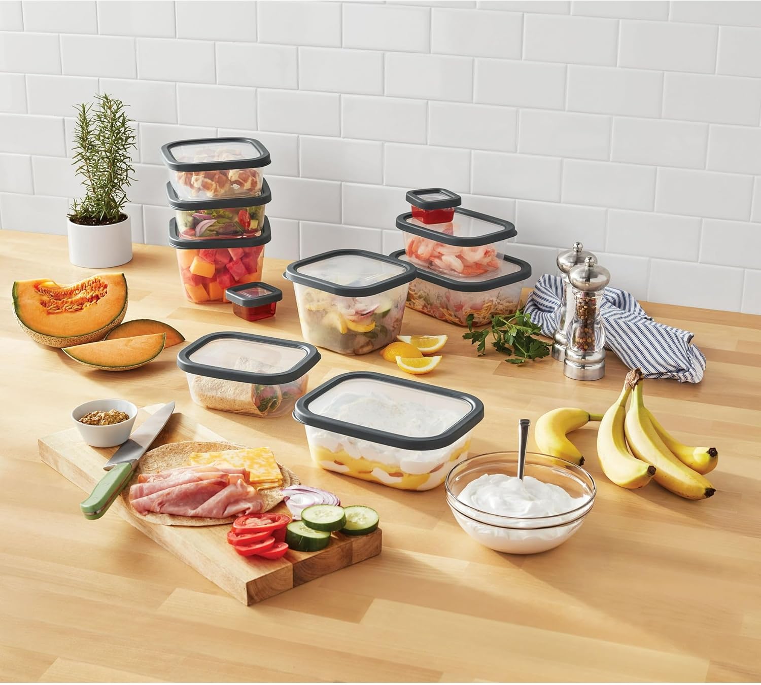 IT'S BRAZILIAN Mainstays Gray Plastic Microwave Safe Food Storage Container (20 Count)
