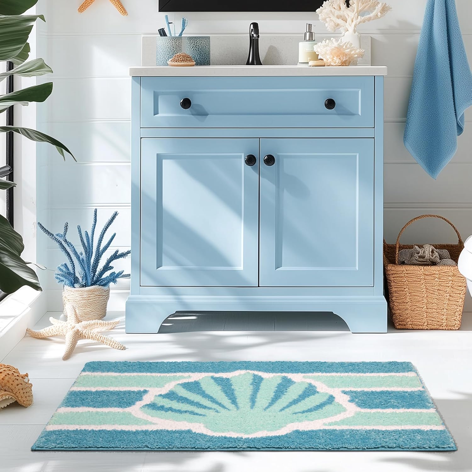 Tyrot Blue Beach Bathroom Rugs Non Slip Washable Small Cute Coastal Bath Mats Rugs for Bathroom Floor Nautical Fluffy Plush Soft Absorbent Farmhouse Carpet for Shower, Tub, 20x32 inch