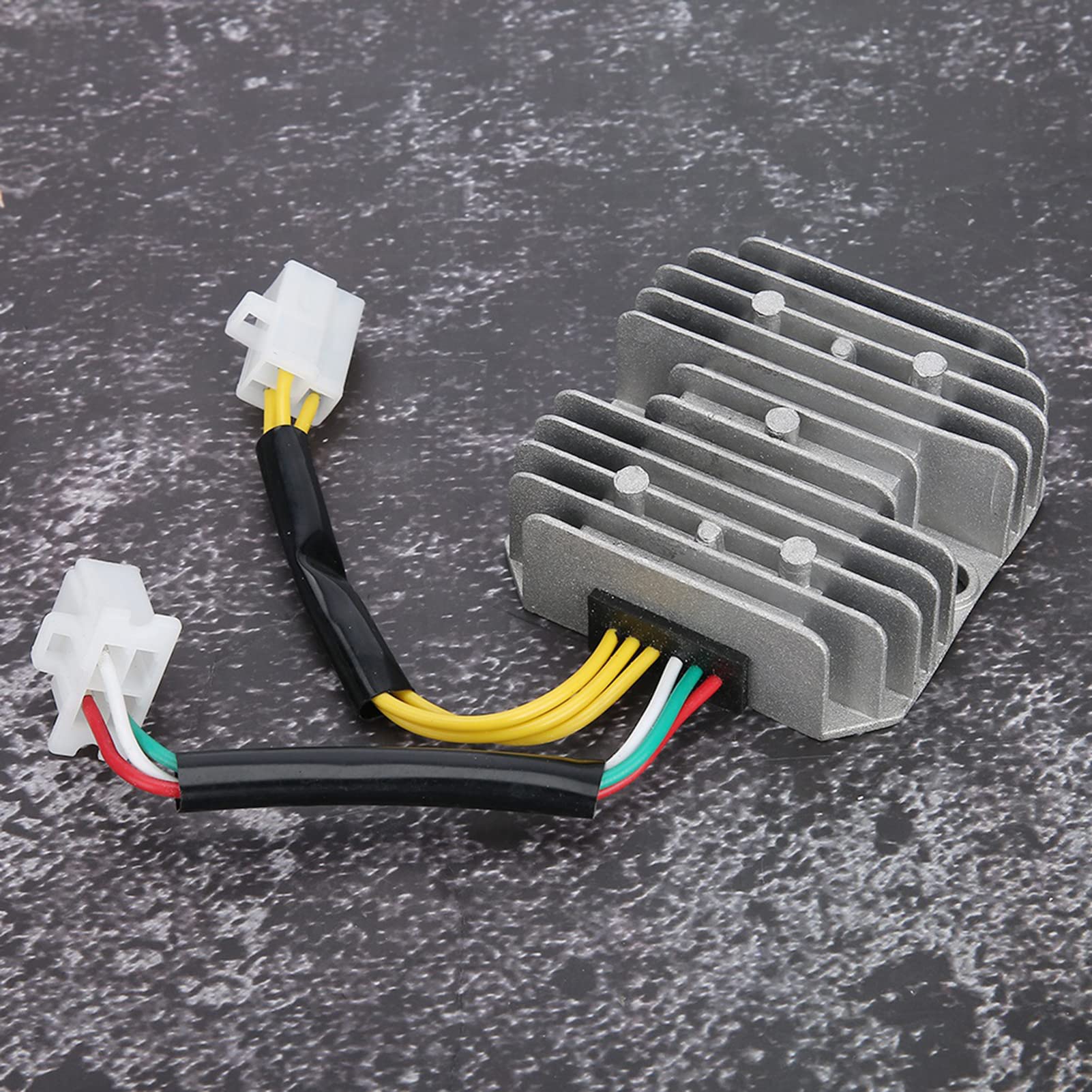 GY6-Regler 150 Cc, Spannungsgleichrichter Passend für GY6 125 Cc 150 Cc Motorrad 6-Draht-Teile Elektrische Komponenten 125 150 250 Cc 4-Takt 152QMi 152QMJ 157QMI 157QMJ Motor