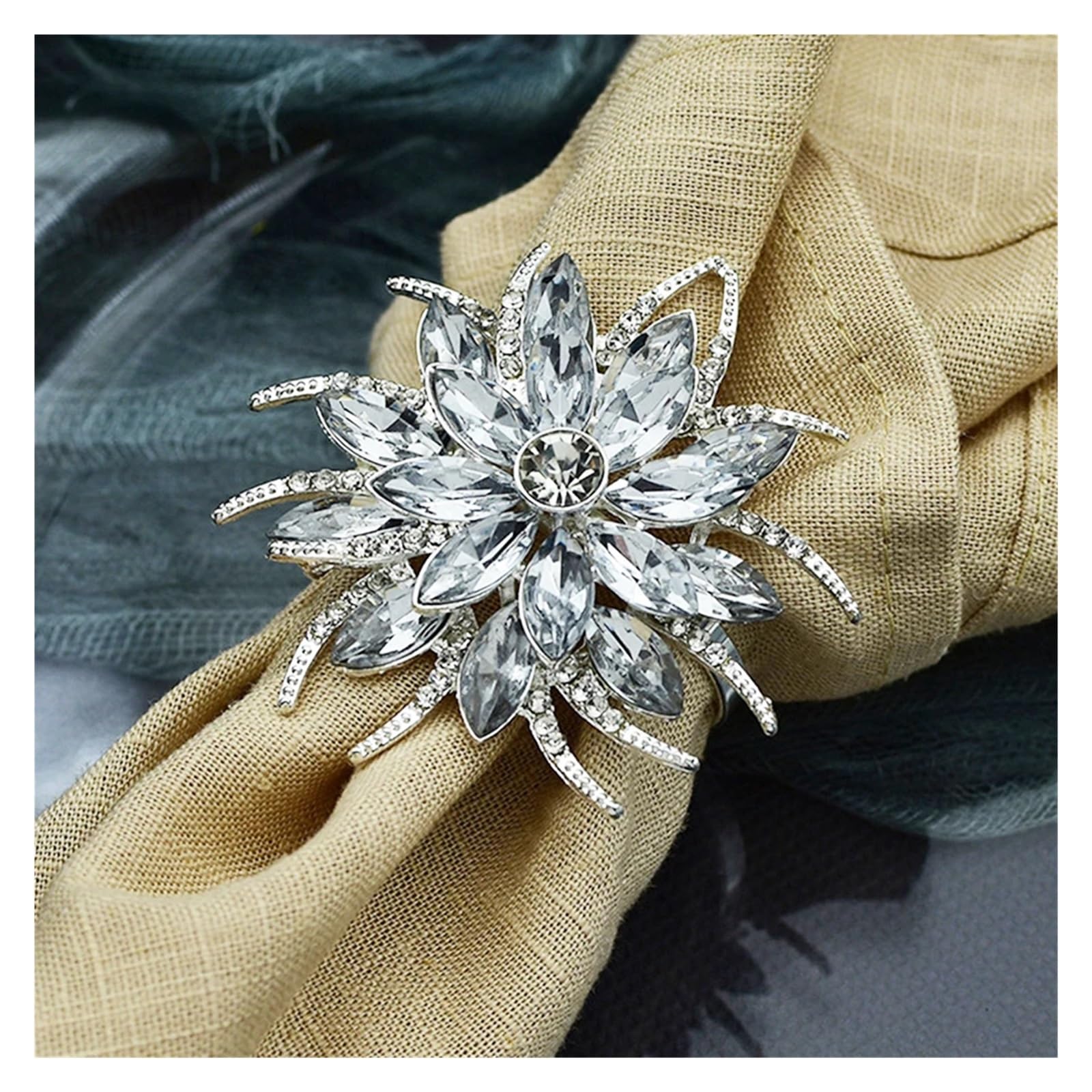 napkin rings Alloy Metal Napkin Ring for Wedding Table Decoration Pearl Holder Buckle Towel Rings Family Dinner Deco(K)