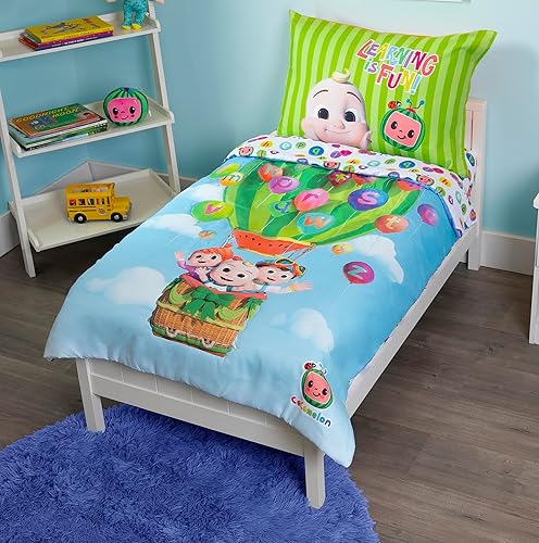 Cocomelon Juego de ropa de cama de 4 piezas para niños pequeños, incluye edredón, juego de sábanas, sábana bajera, sábana superior + funda de