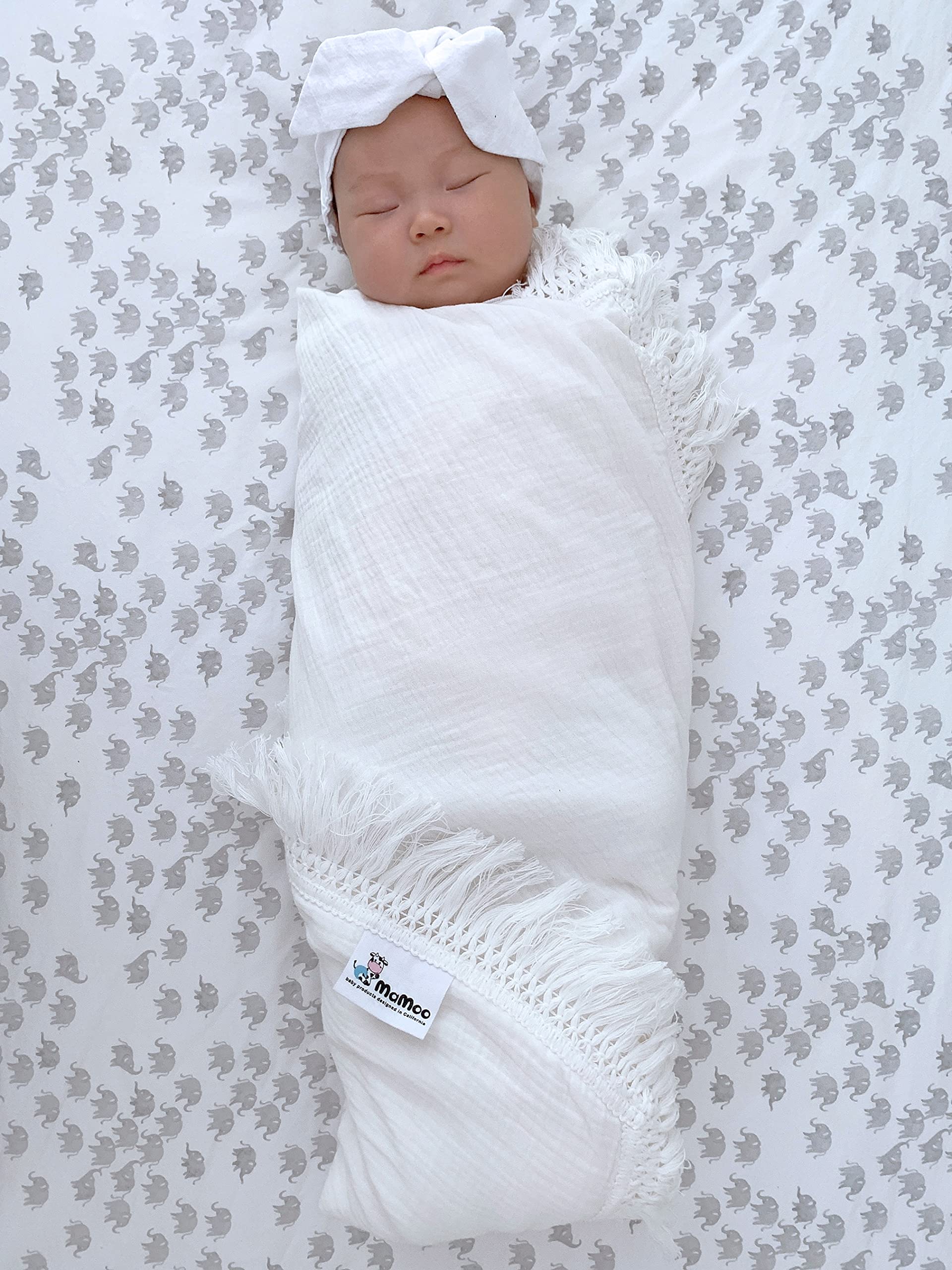 MaMoo 100% Cotton Muslin Fringe Swaddle Blanket (Candy Pink with White Fringe)