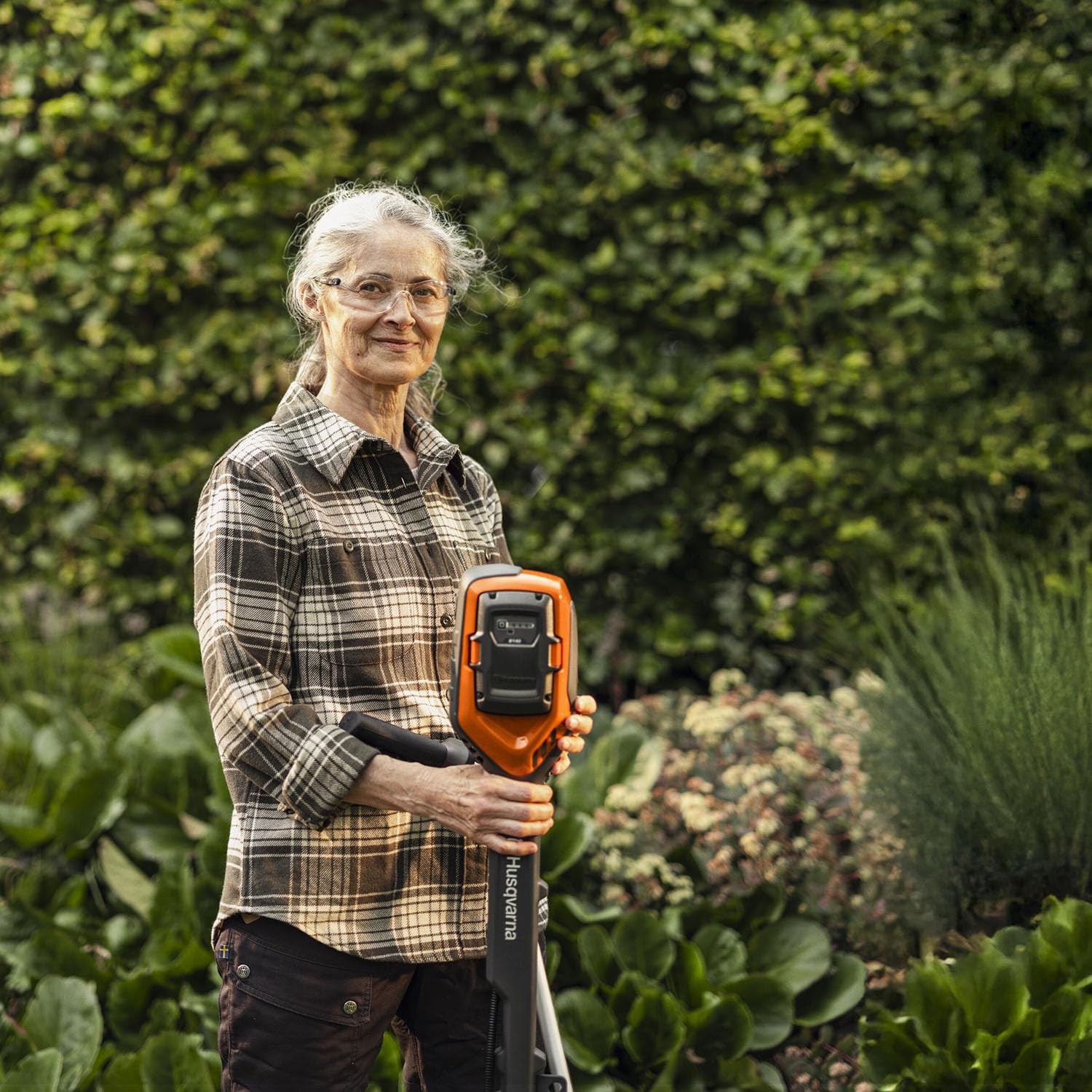 Husqvarna 220iR Coupe-Bordures sur Batterie