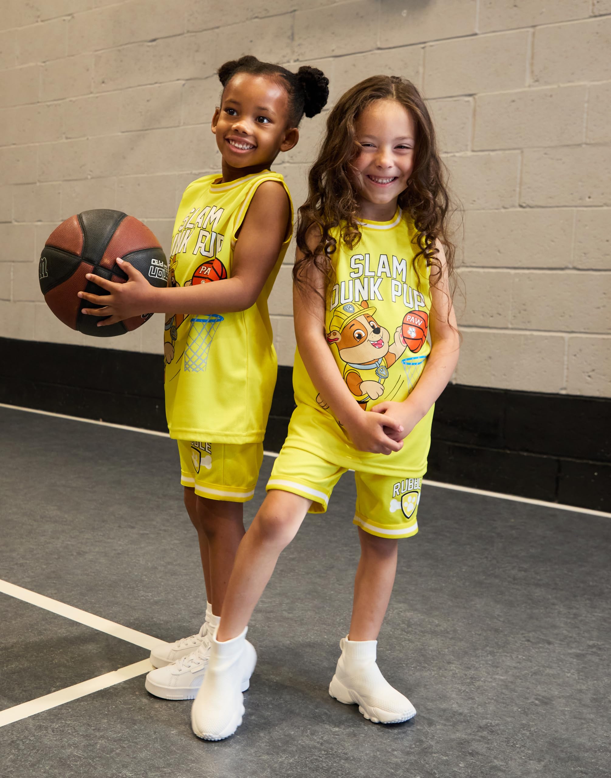 Paw Patrol Boys Rubble Koszulka i spodenki do koszykówki | Kids Slam Dunk Pup Dwuczęściowy żółty strój sportowy | Zestaw dla dzieci