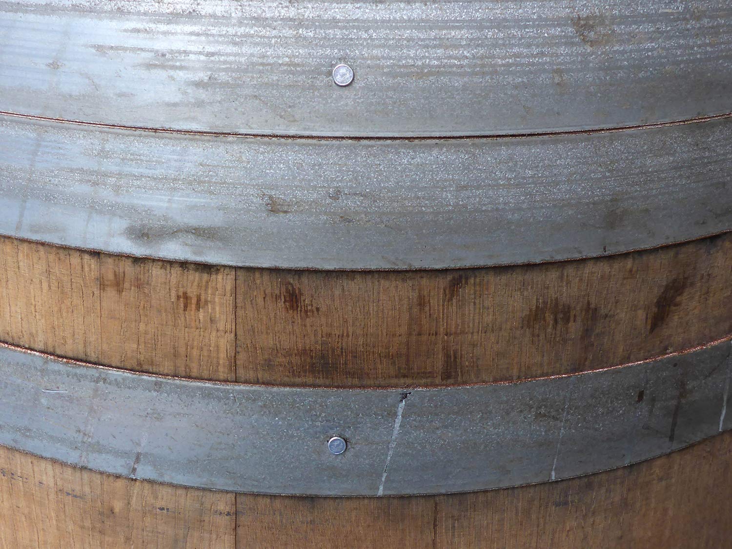 Temesso Botte da Vino Rustica in Rovere, barile, da Usare Come Tavolo, Decorazione - Altezza 95cm, Contenuto 225 litro (con Fissaggio degli Anelli)