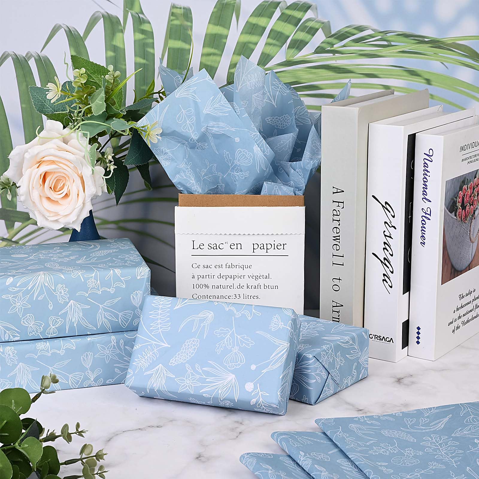 Lot de 100 feuilles de papier de soie à imprimé floral bleu poudré pour emballage cadeau, sac cadeau, décoration botanique, pour mariage, fête prénatale, loisirs créatifs