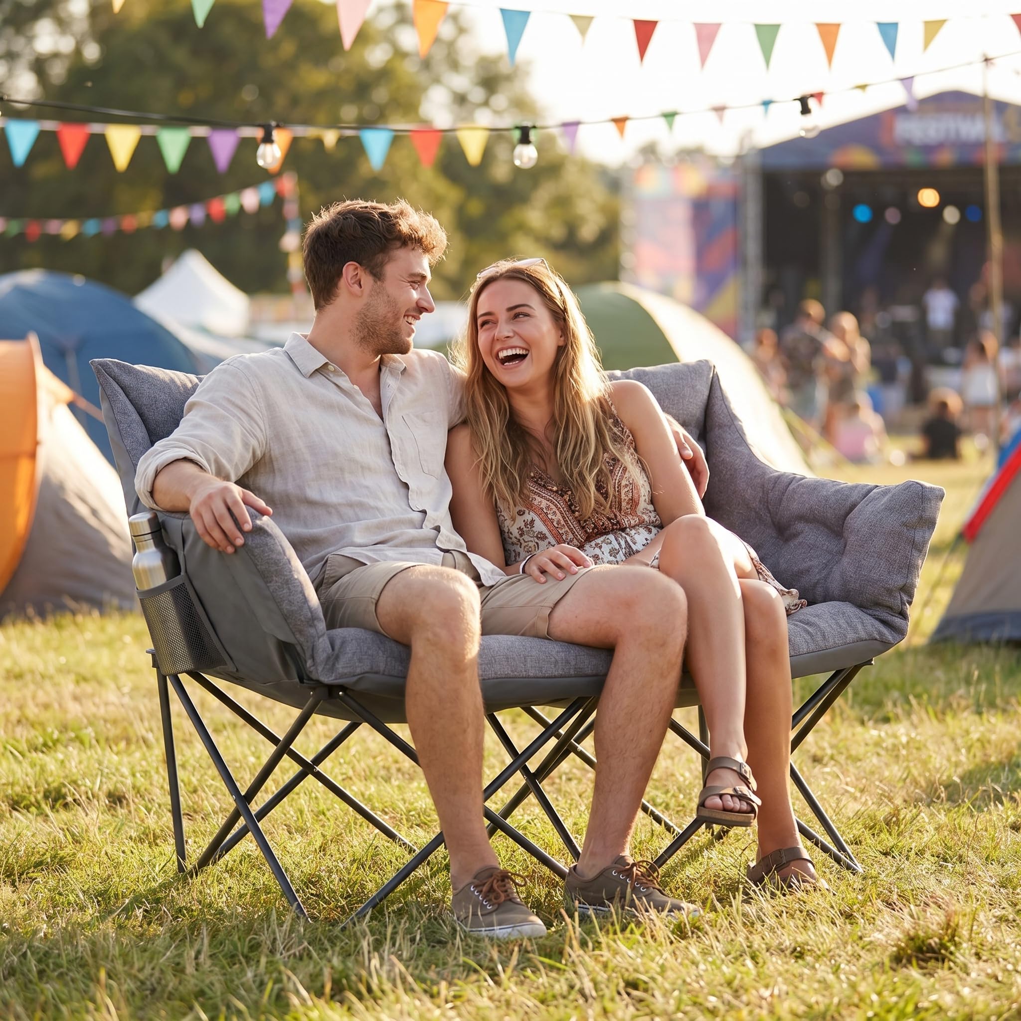 STEELSØN Hoggar Campingstuhl faltbar 2 Personen – Klappstuhl 134cm breit – Camping Sofa mit 2 Seitentaschen & Tragebeutel – Camping Couch 320 kg belastbar – Sitzbank Outdoor - dick gepolstert - grau