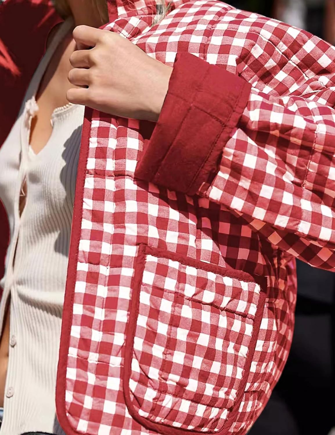 Bozanly Women's Cropped Puffer Quilted Jacket Plaid Printed Lightweight Long Sleeve Zipper Padded Coat