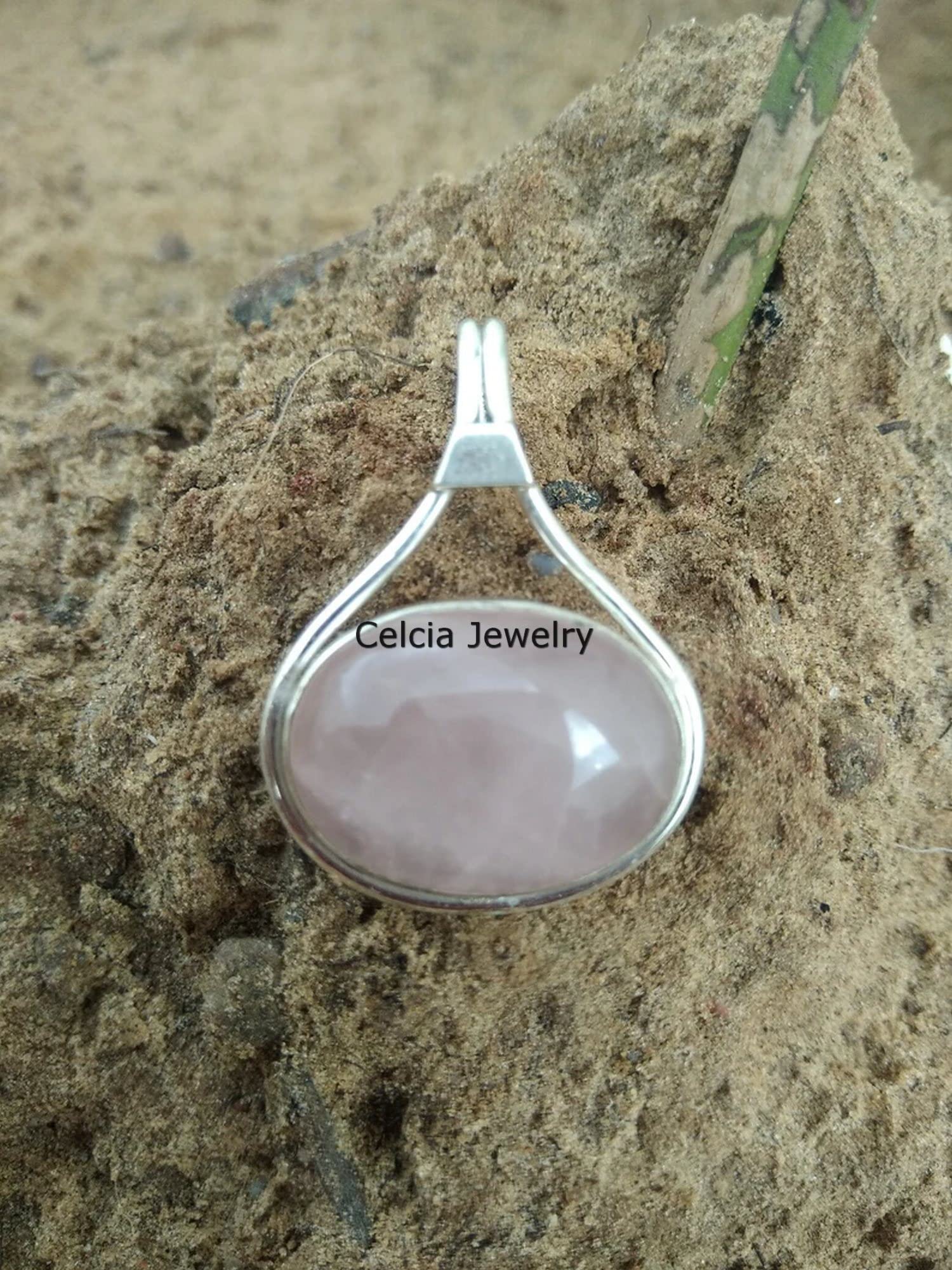 Massiver 925er Sterlingsilber-Anhänger für Damen und Herren, echter blauer Chalcedon-Cabochon, ovaler Edelstein, einzigartiger handgefertigter Schmuck für Sie und Ihn