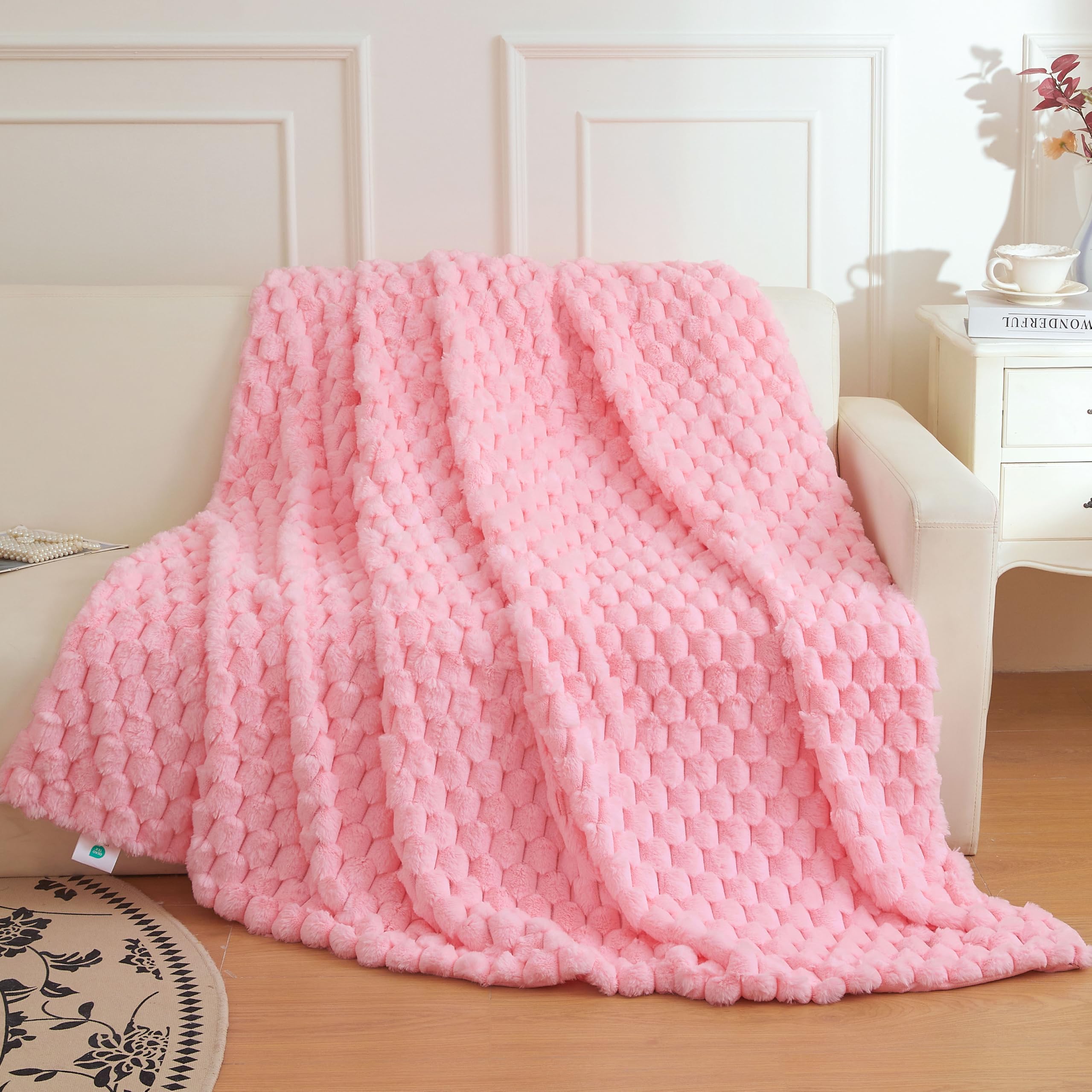 XeGe 3D Bubble Fluffy Faux Rabbit Fur Blanket 150x200cm for Bed Couch, Pink