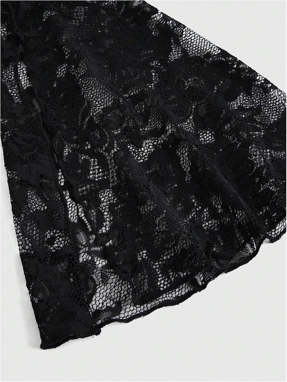 WDIRARA Women's Plus Size Lace Crop Top Long Bell Sleeve Shrug Shawl Gothic Tops