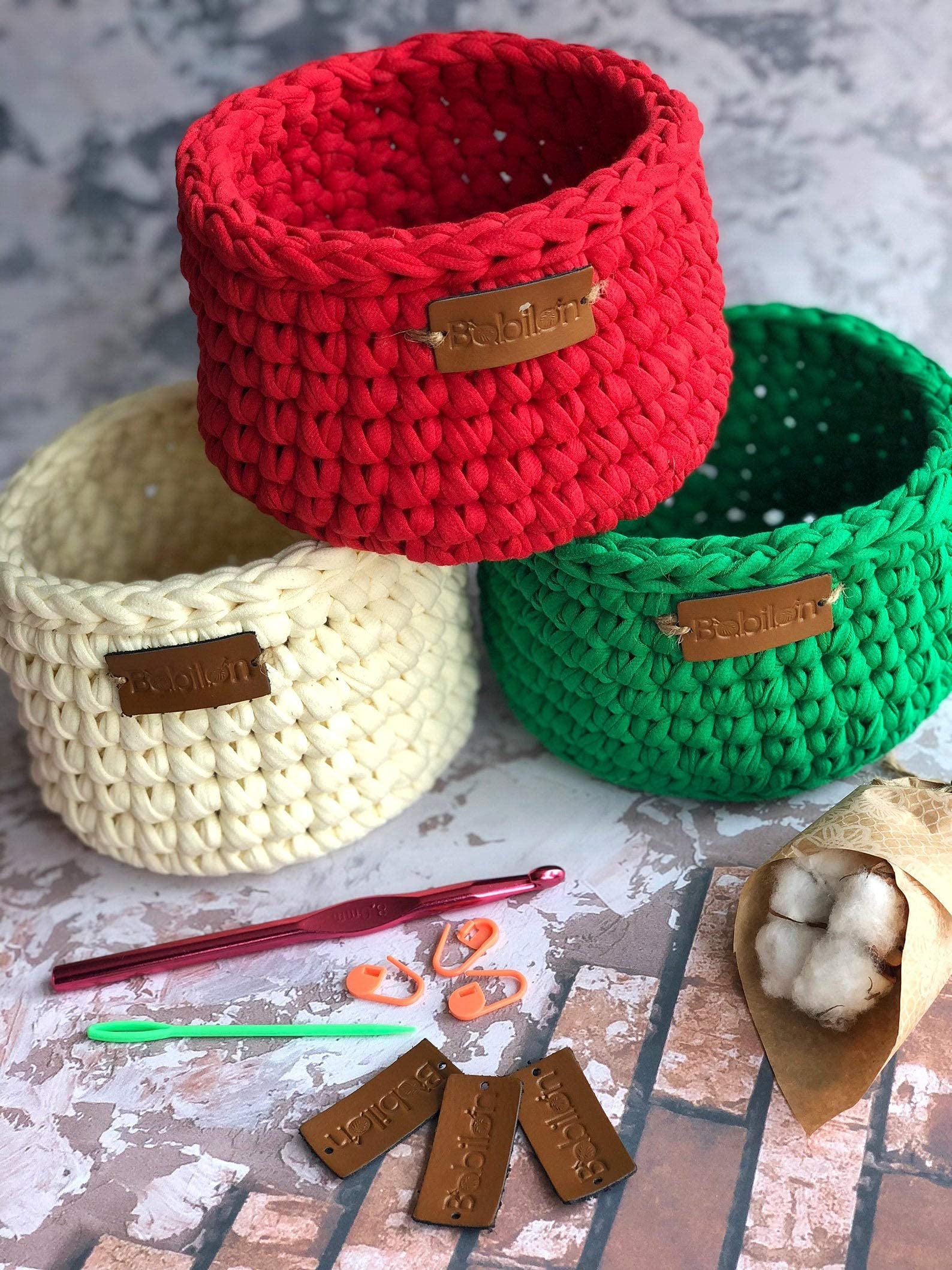 T-Shirt Yarn Fettuccini Zpagetti Style Cotton Strong Cloth T Shirt Trapillo Yarn Ball for Knitting Crocheting Macrame DIY Handicraft and Home Decor 5-7 mm Lady in Red - Image 4