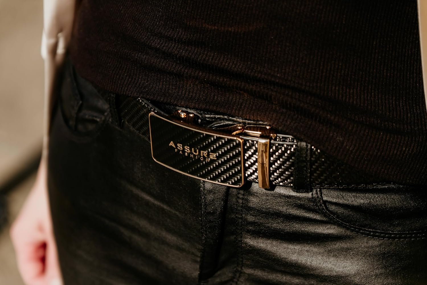 Innovative Carbon Leather Ratchet Belt for Unisex Adults - 130cm x 3.5cm - Stylish, Durable, Comfortable