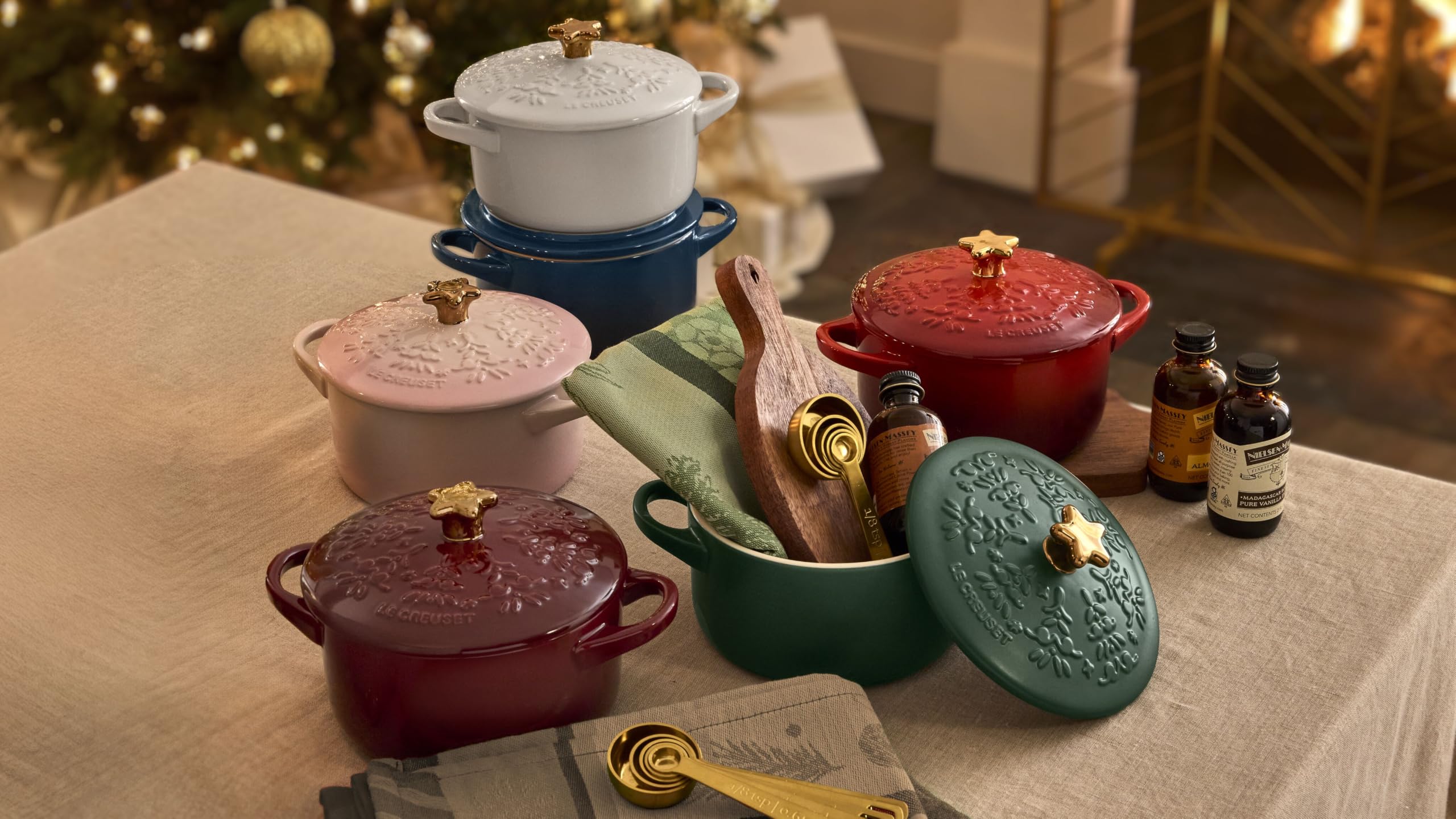 Amazon | Le Creuset ストーンウェア ミニコット スターノブ付き 24