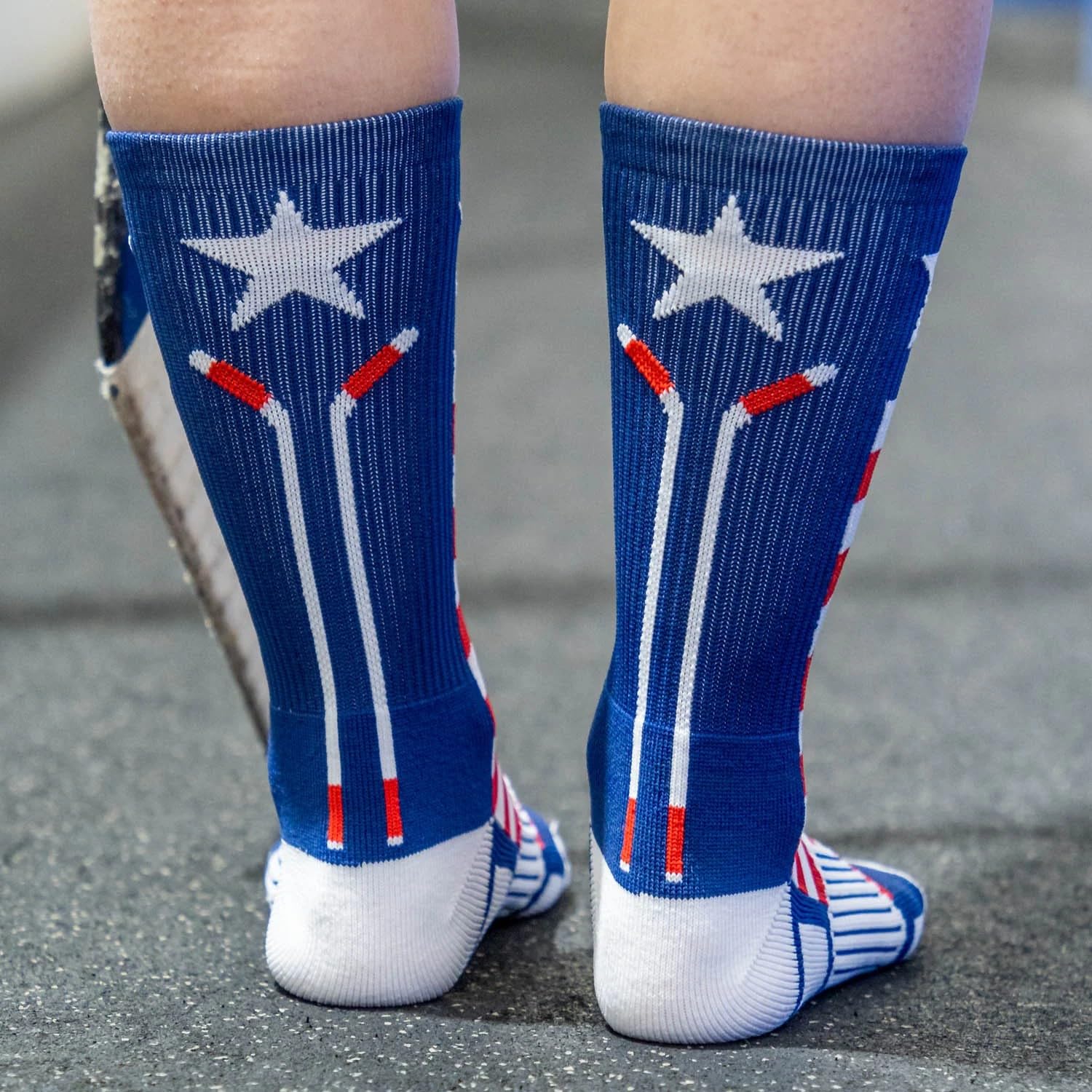 ChalkTalkSPORTS Hockey Performance Crew Socken – USA Patriotic – Jugend & Erwachsene – Rot Weiß & Blau – Hockey Mid-Calf Socken