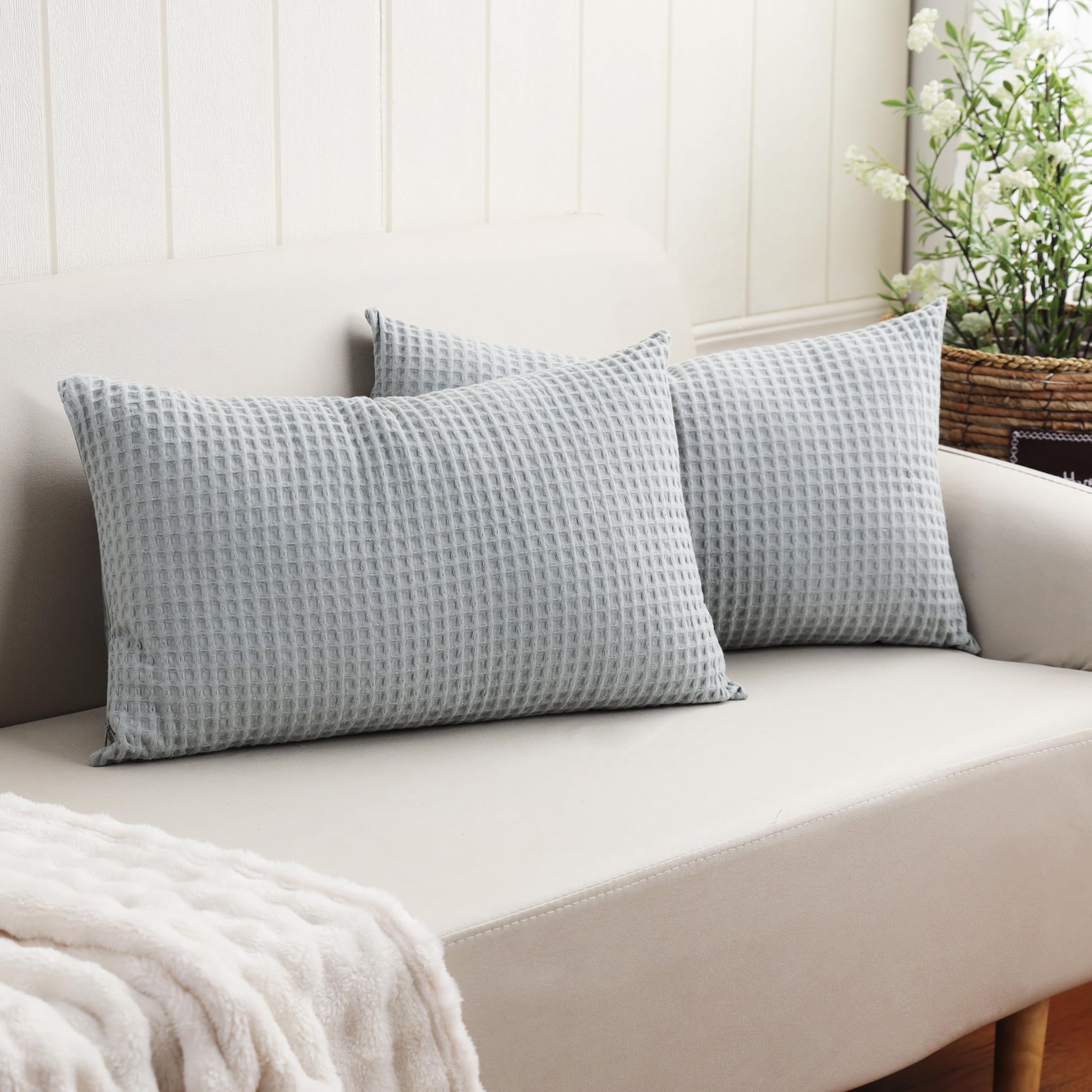 100% Egyptian Cotton 600 TC Waffle Weave Lumbar Pillow Covers 2 Pack โ image 1