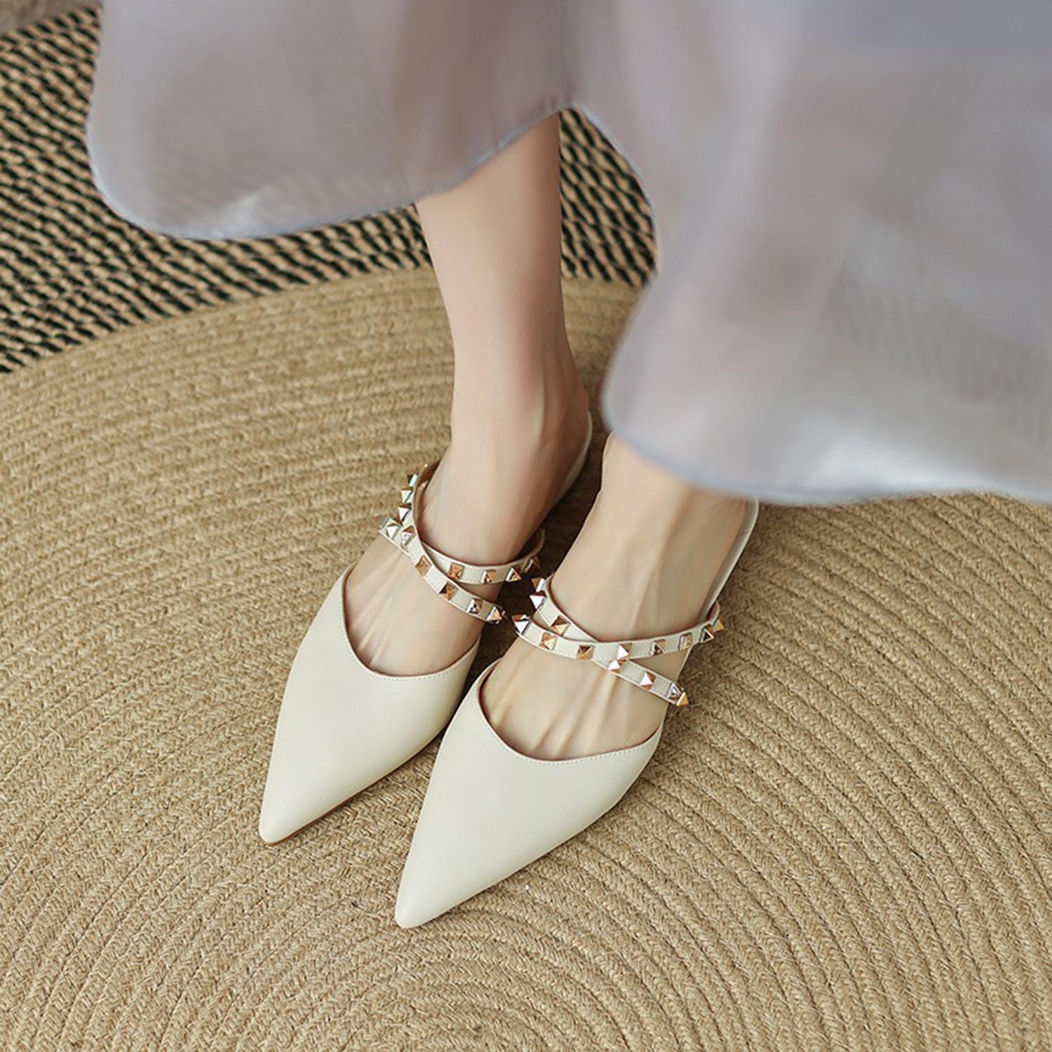 Scarpe Mary Jane con Tacco Basso, décolleté Eleganti da Donna, Sandali con Cinturini Incrociati e Borchiati, Pantofole Slip-on con Cinturino Posteriore, Sabot a Punta Chiusa