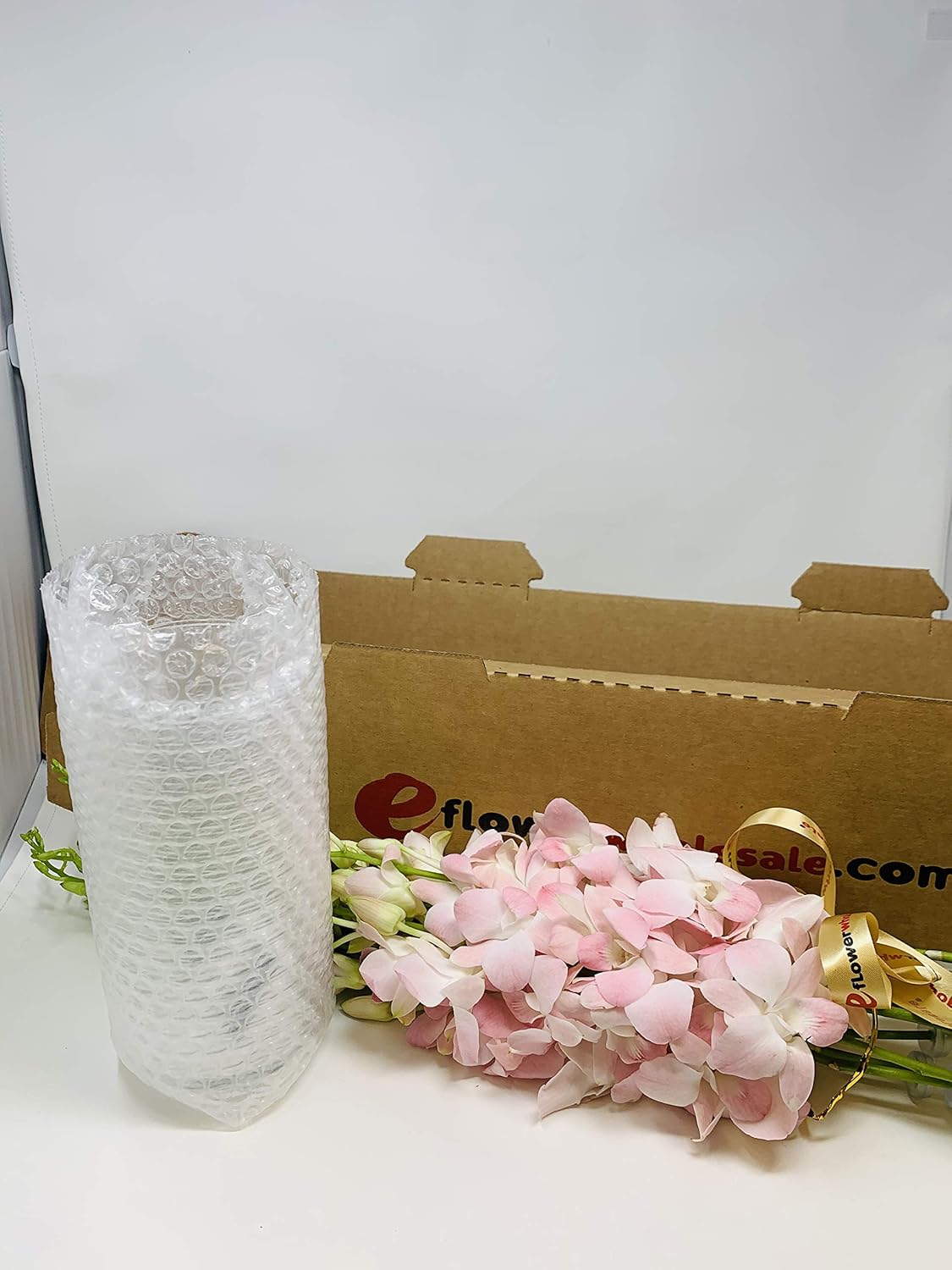 eflowerwholesale Mother Days' Fresh Dendrobium Orchids Natural Peachy Beauty with vase