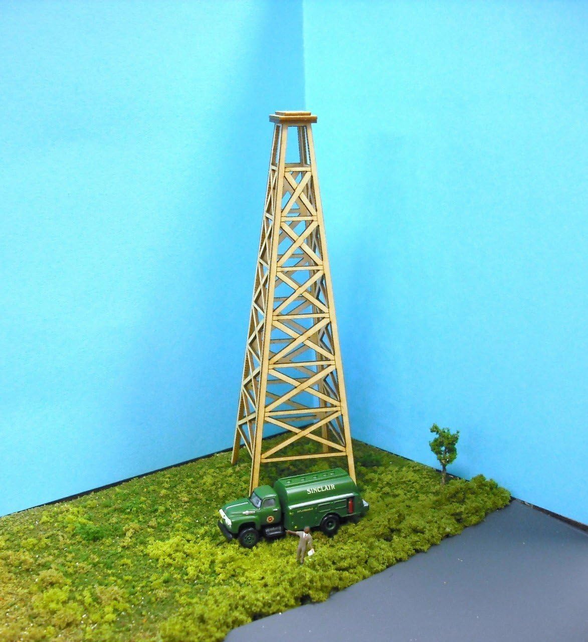 N Scale Laser Cut Oil Derrick Kit
