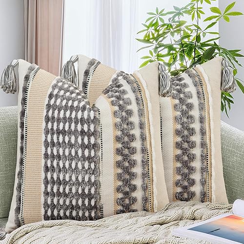 Vista 32 de AmHoo Juego de 2 fundas de almohada con textura de chenilla rayadas estilo boho con borlas, funda decorativa tejida para almohada para sofá, cama