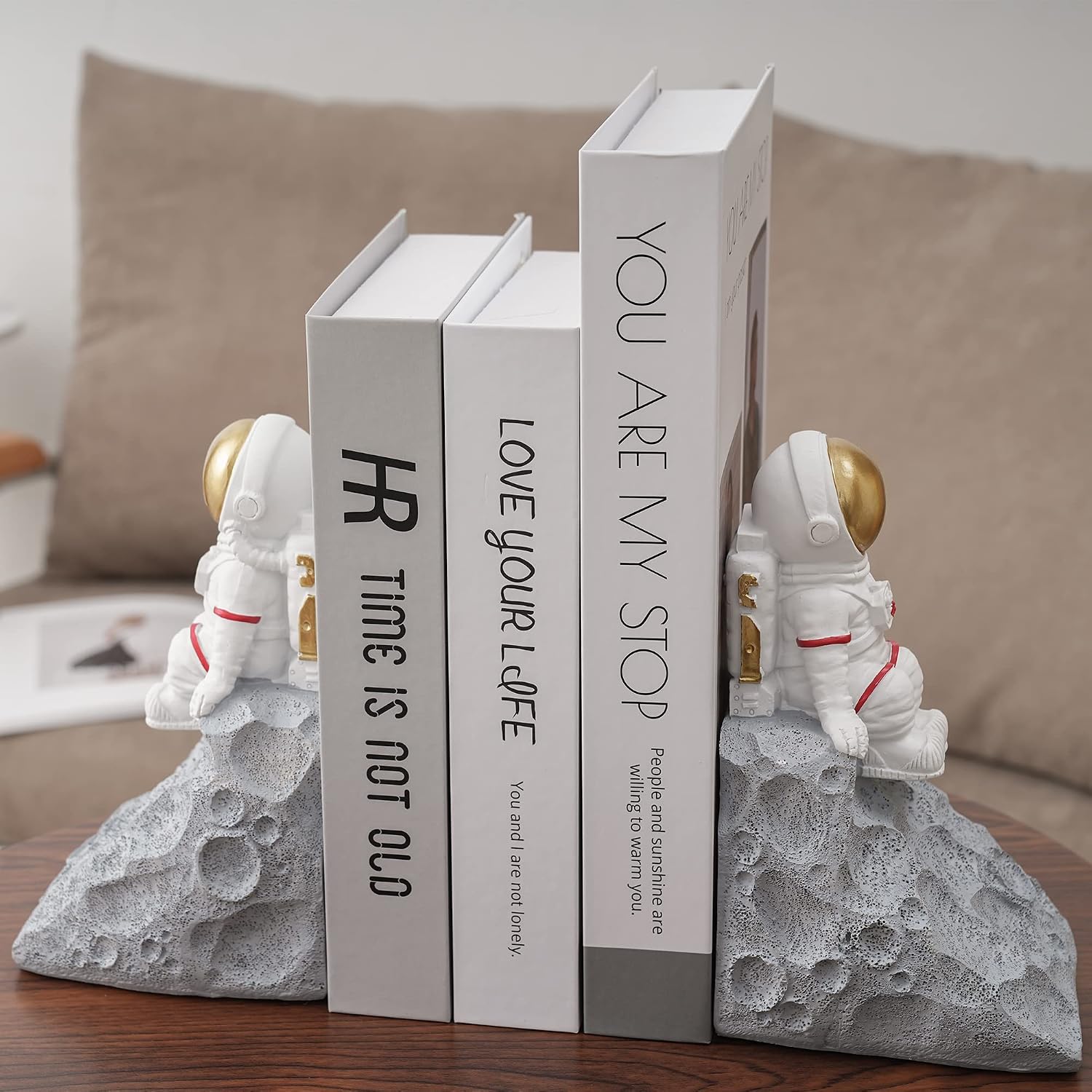 Astronaut Book Ends to Hold Books, Astronaut Decor, Space Themed Bedroom, Desktop, Bookcase Decor - Gifts for Space Lovers